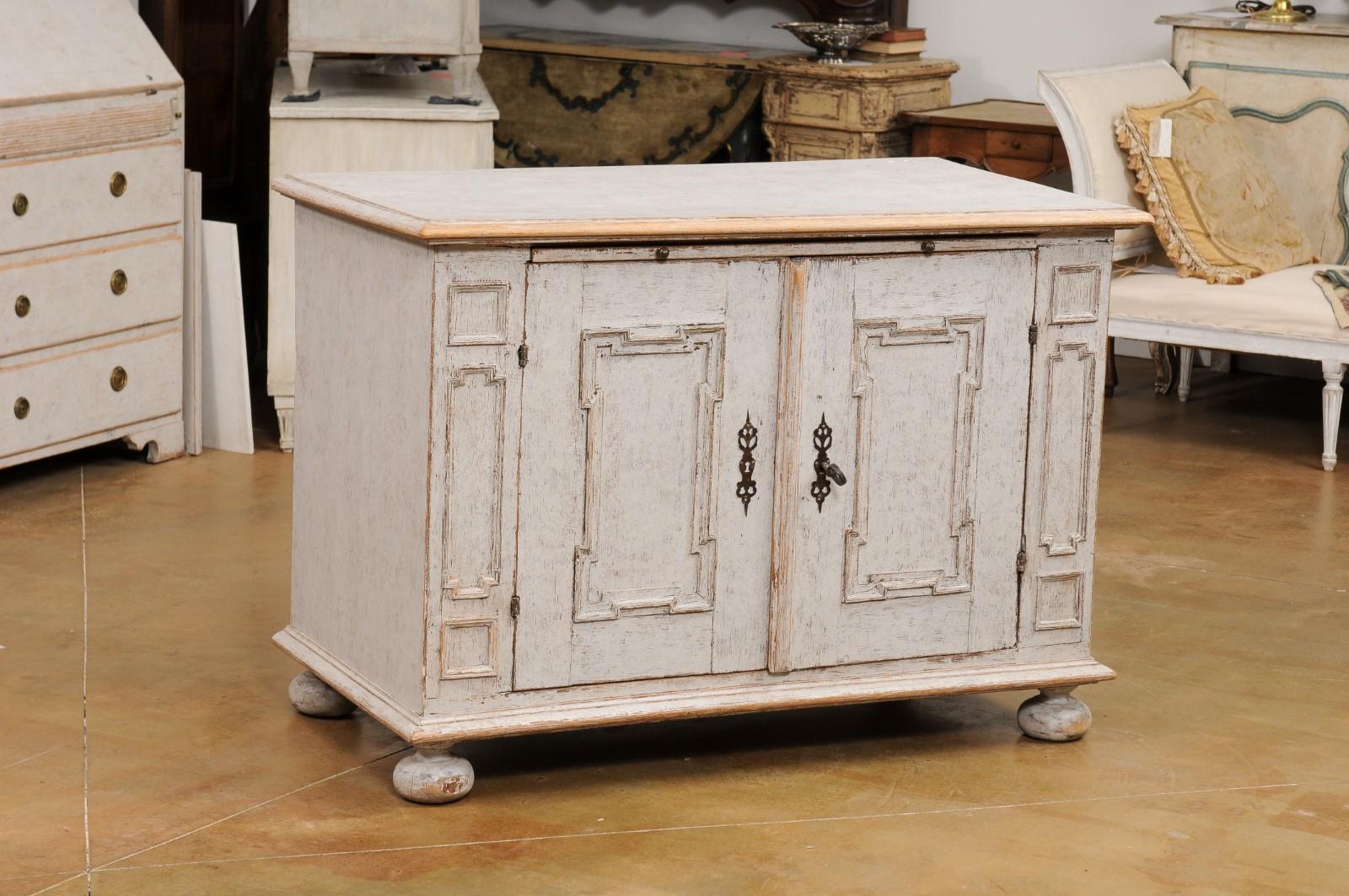 Swedish Baroque, 1740s Painted Buffet with Carved Doors and Pullout Drawer In Good Condition For Sale In Atlanta, GA