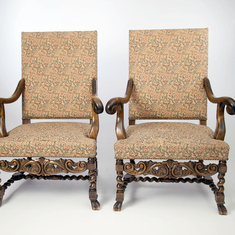 Typical Baroque armchairs with high back. Beautiful in any larger room.