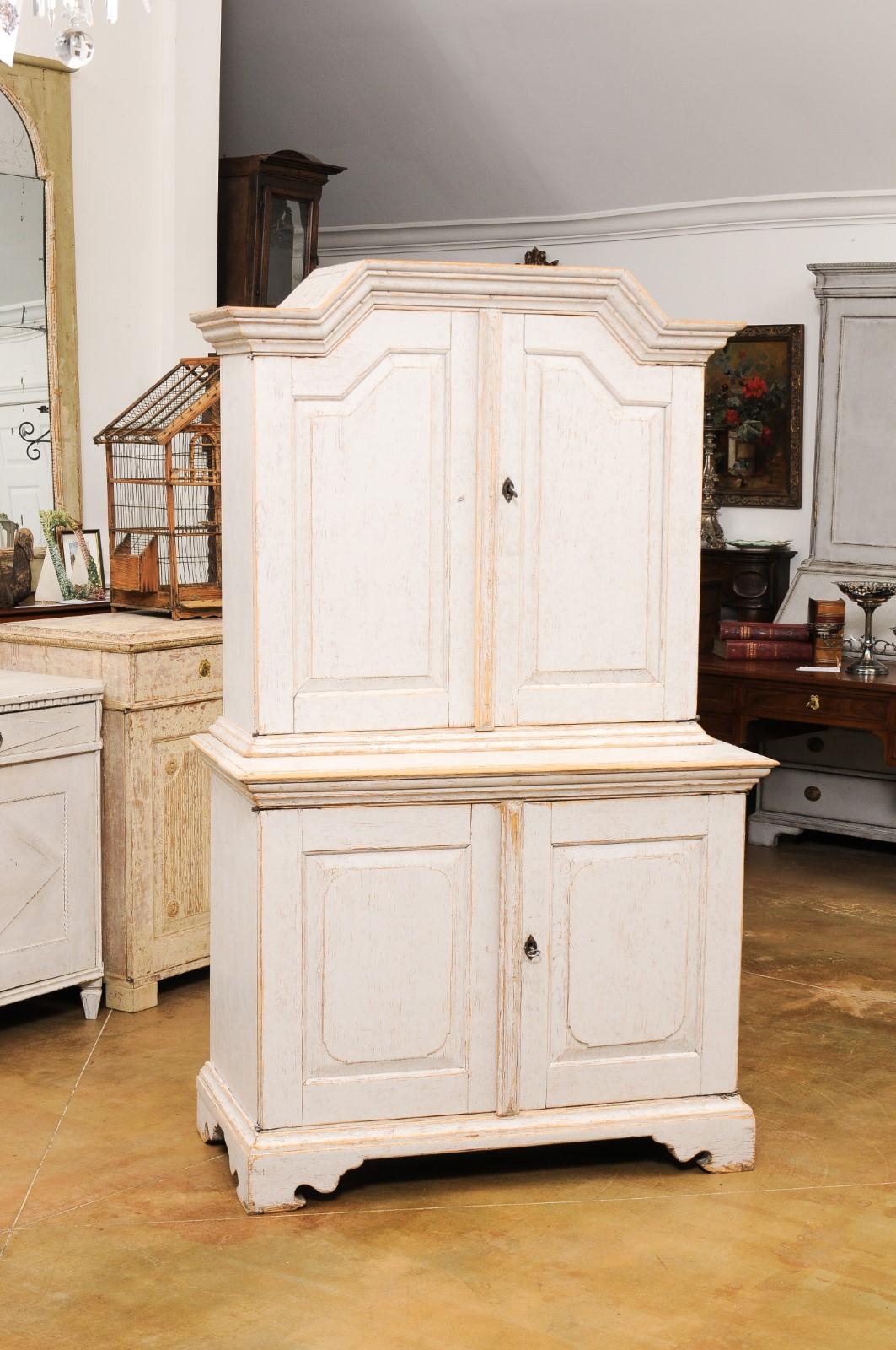 Swedish Baroque Period 1760 Painted Two-Part Cabinet with Four Doors In Good Condition For Sale In Atlanta, GA