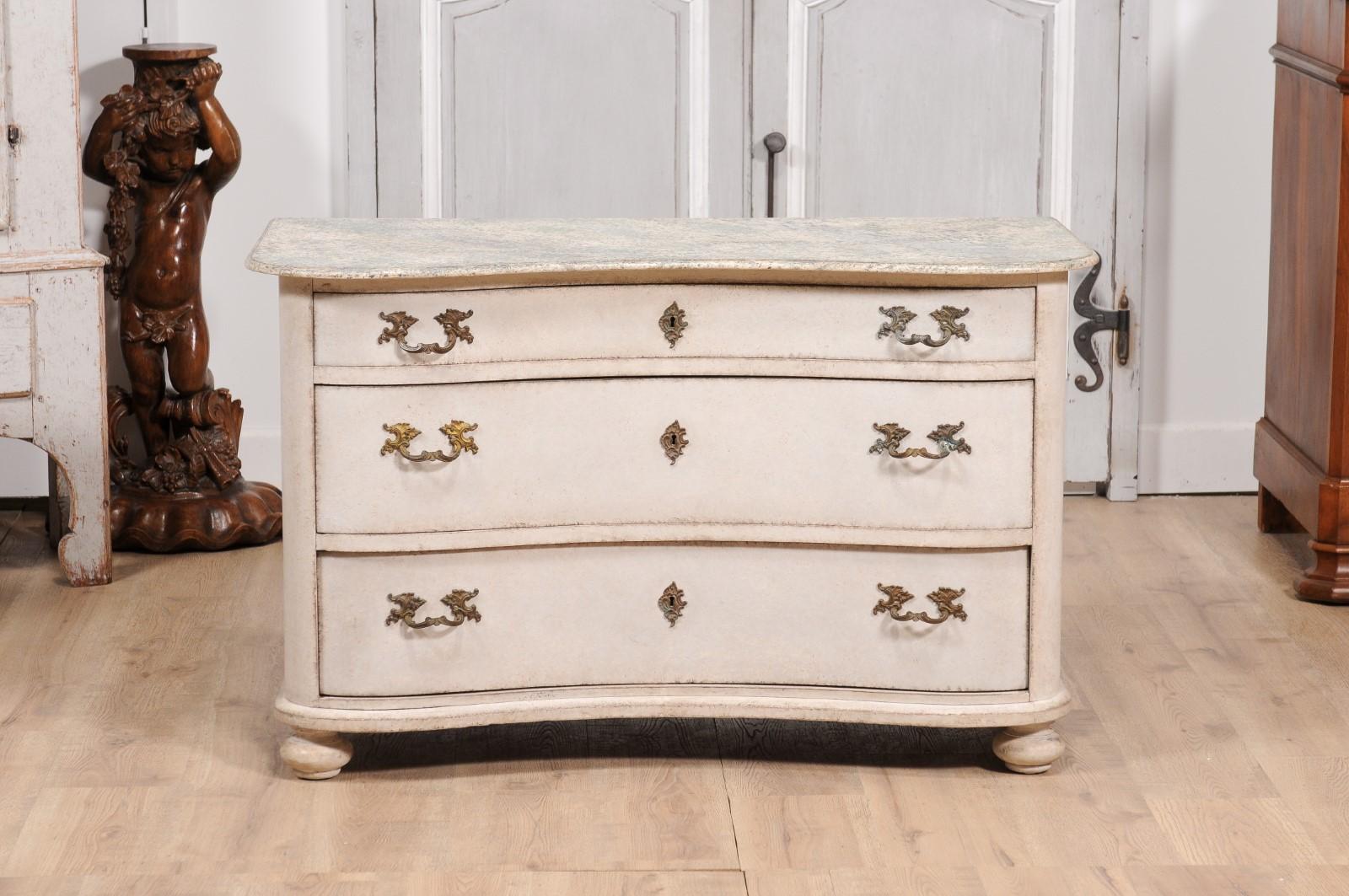Swedish Baroque Style 19th Century Gray Serpentine Front Three-Drawer Chest For Sale 8