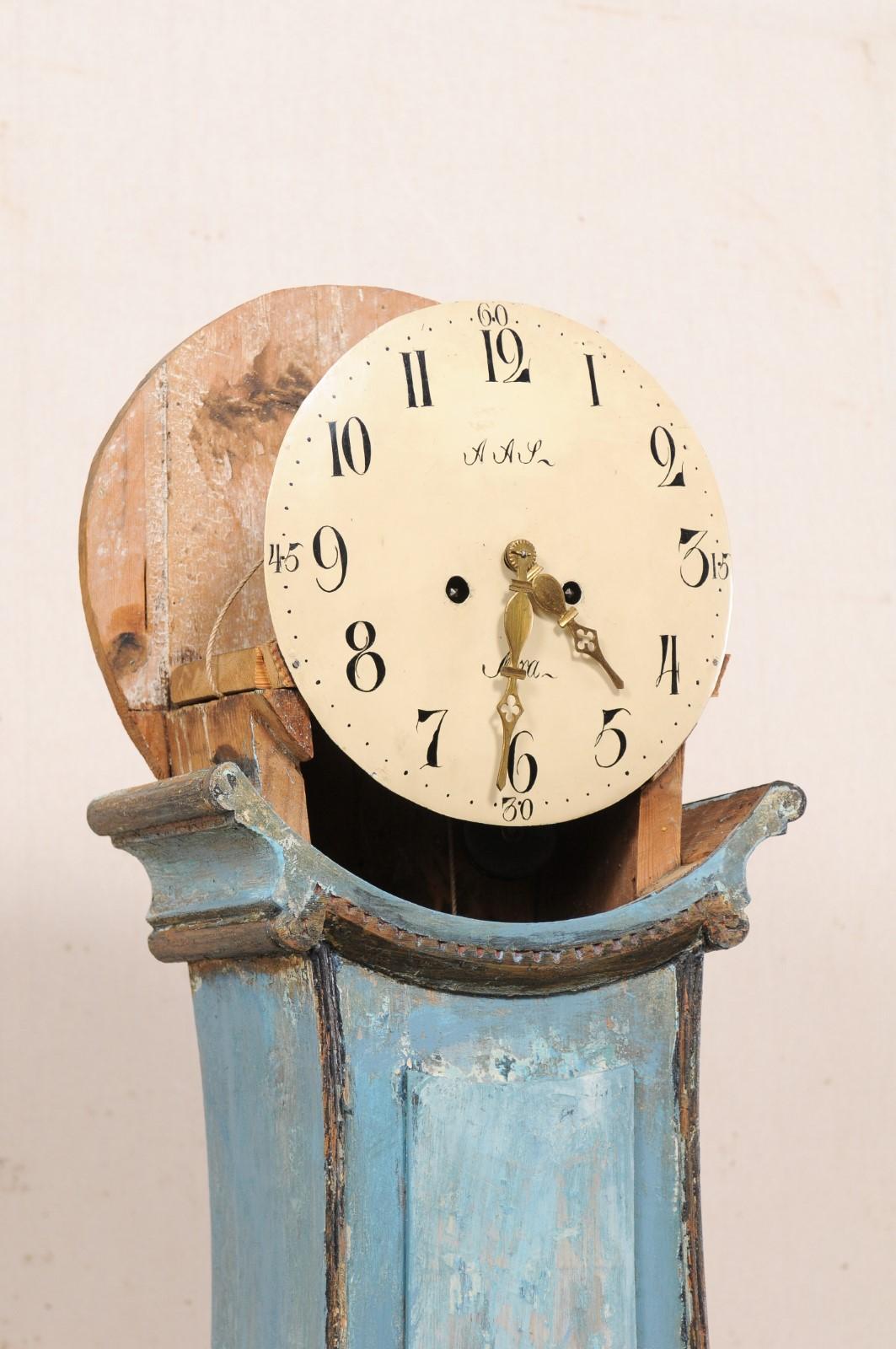 Swedish Beautiful Blue & Curvy-Shaped Fryksdahl Grandfather Clock, 19th Century 1