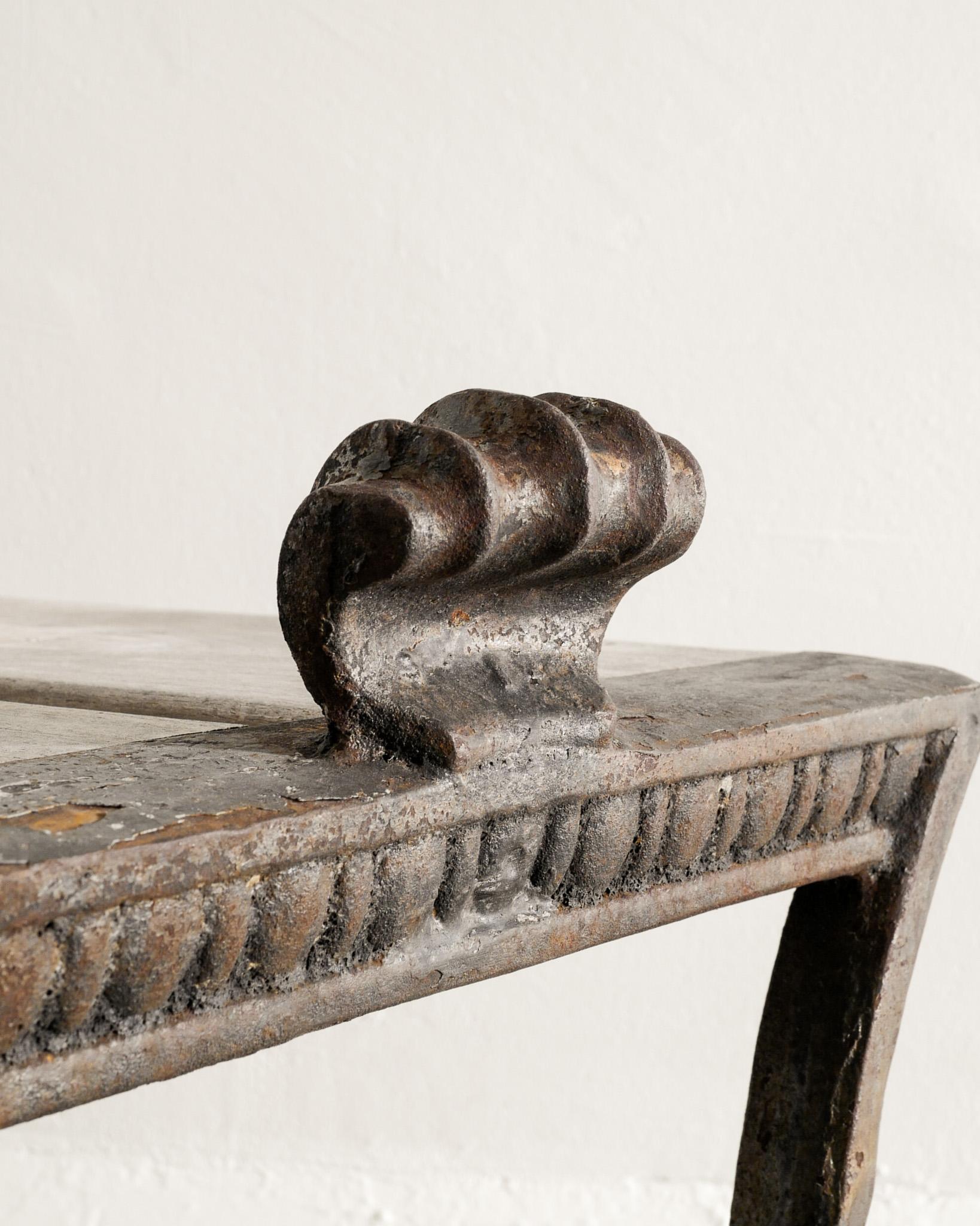 Swedish Bench by Folke Bensow in Cast Iron & Pine for Näfveqvarns Bruk, 1920s In Good Condition In Stockholm, SE