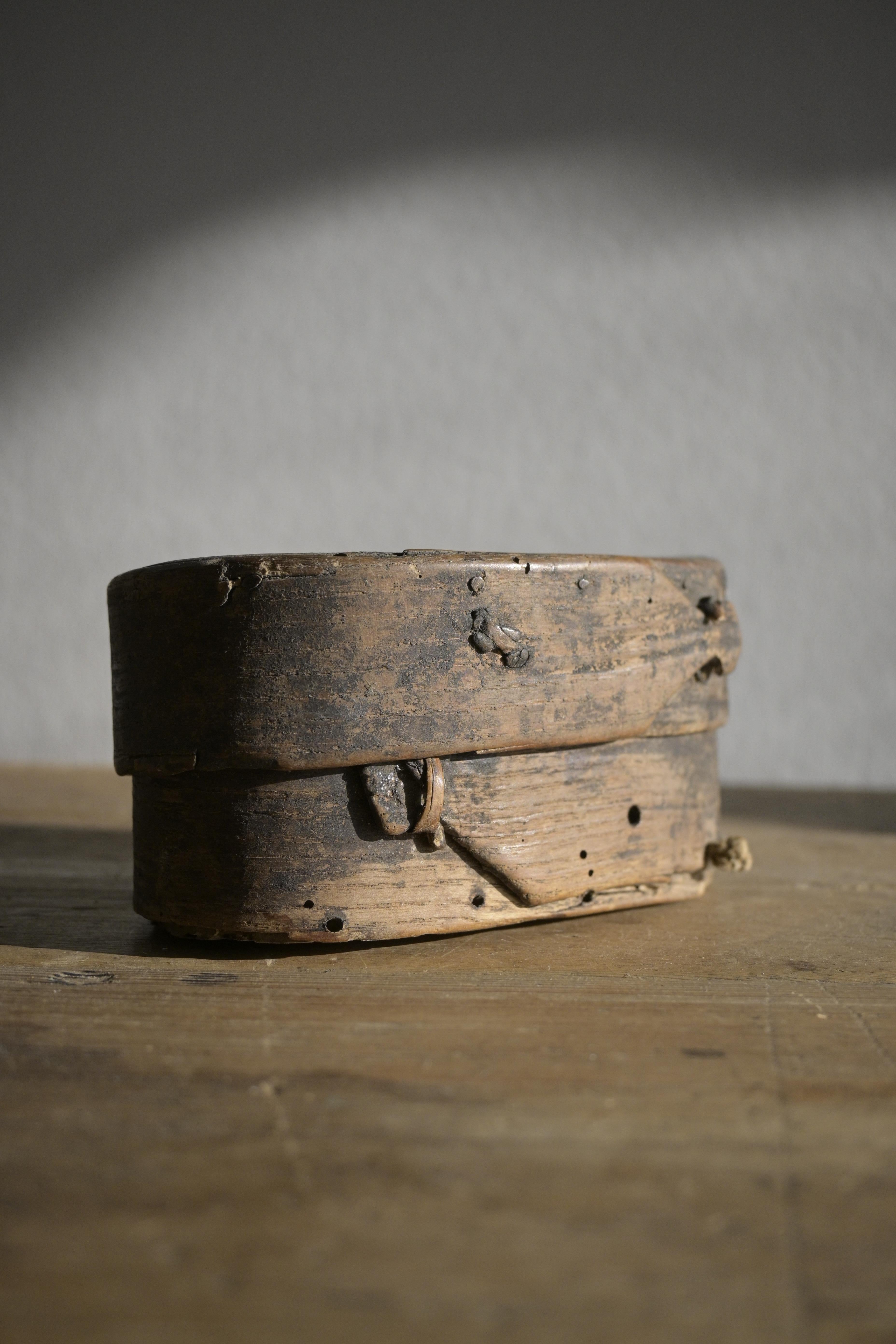 Caja sueca de madera curvada de abedul, ca 1790 en Bueno estado para la venta en Farsta, SE