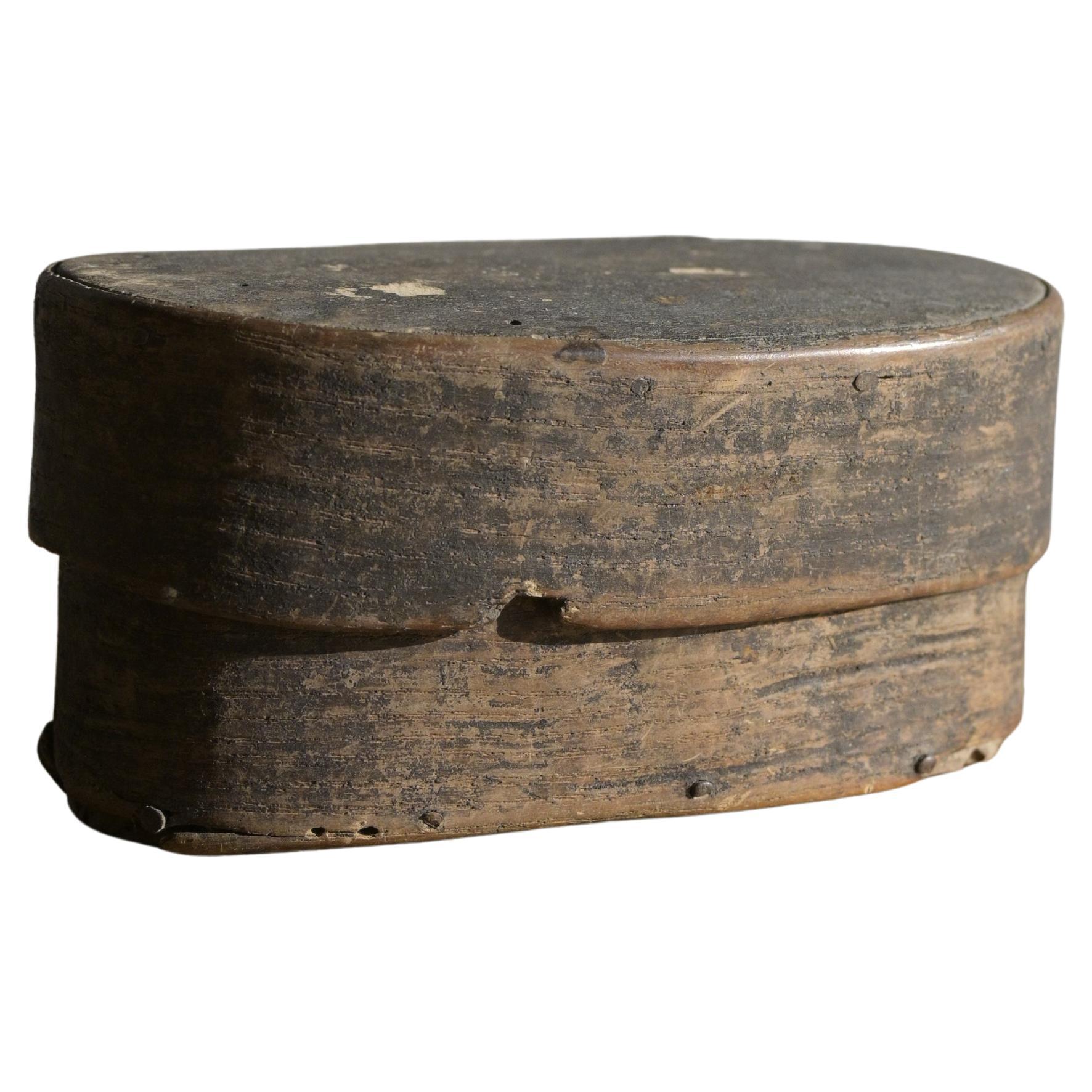 Caja sueca de madera curvada de abedul, ca 1790 en venta