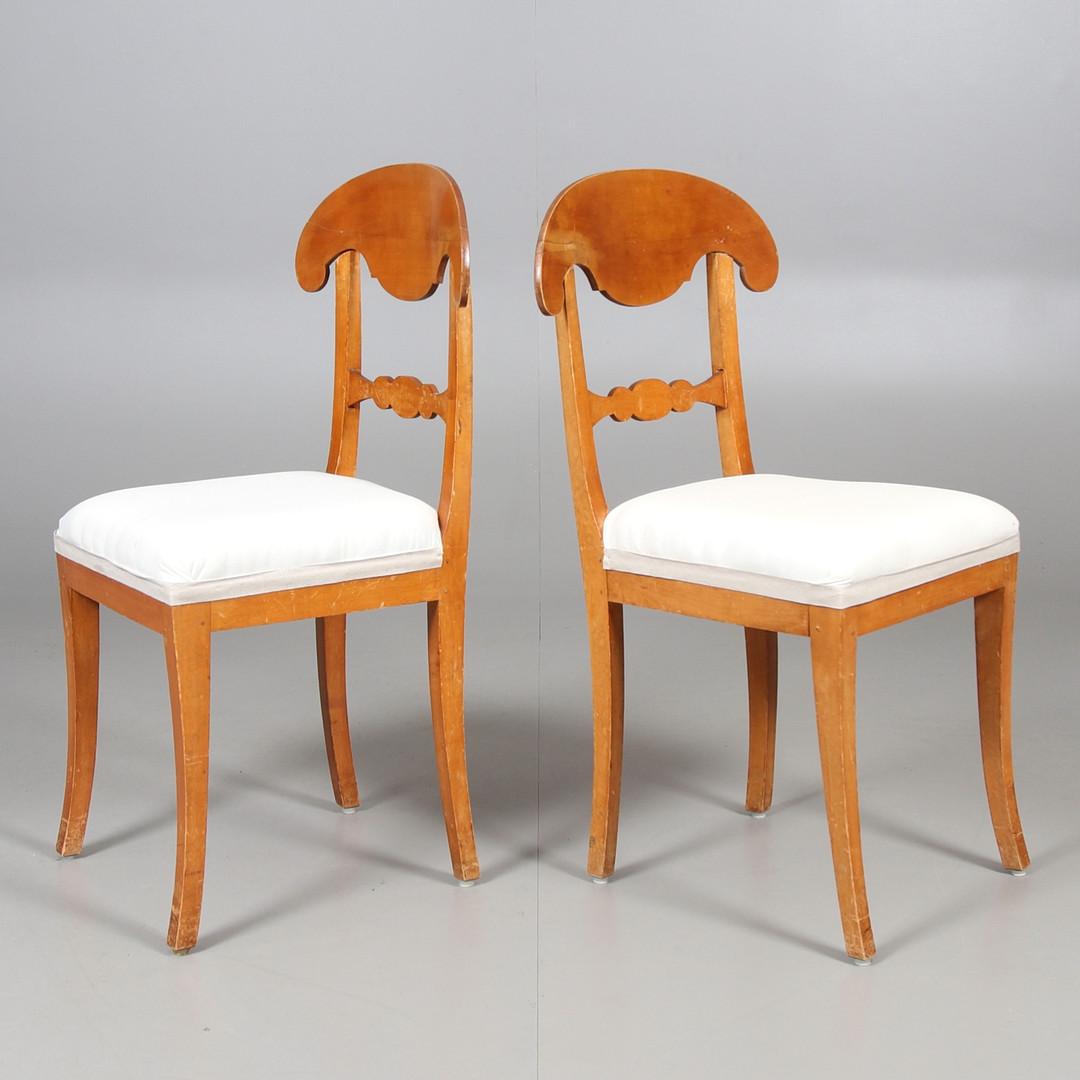 Carved Swedish Biedermeier Dining Chairs Set of 4 Flame Golden Birch Honey Colour 1800s