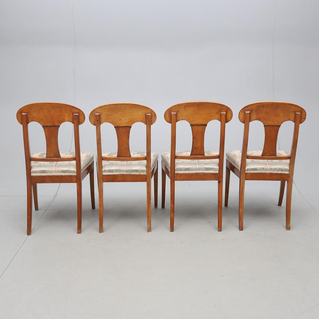 Carved Swedish Biedermeier Dining Chairs Set of 4 Quilt Golden Birch Honey Colour 1800s For Sale
