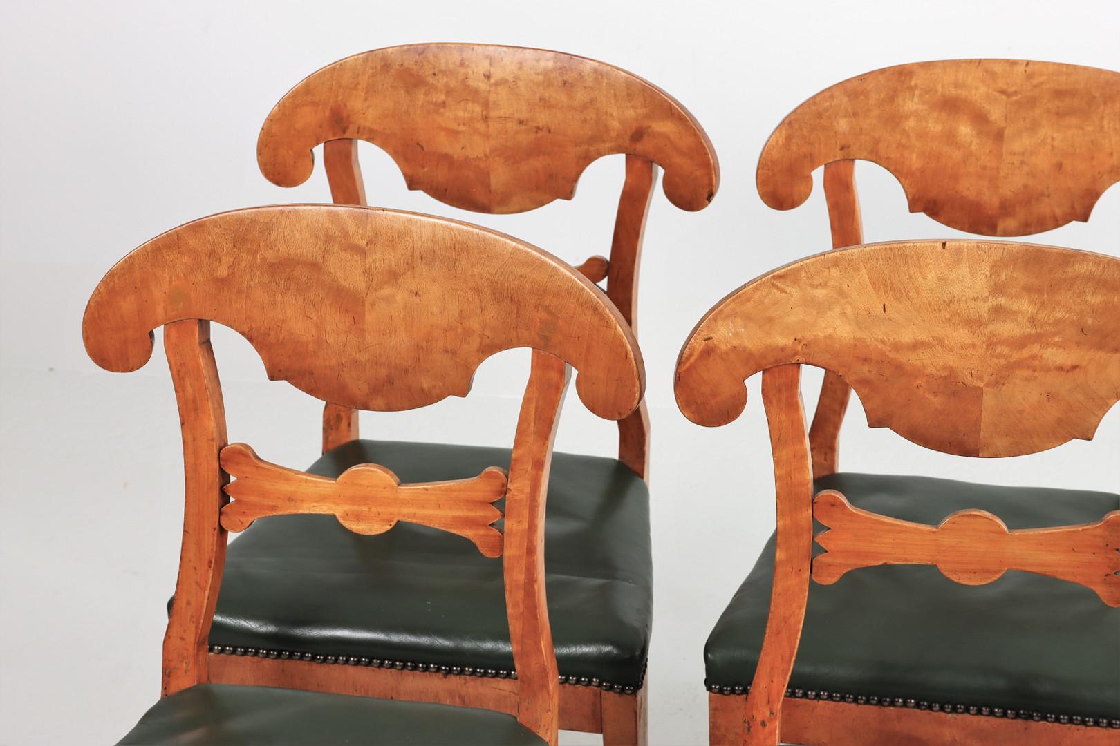Carved Swedish Biedermeier Dining Chairs Set of 6 Flame Golden Birch Honey Colour, 1840