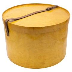 Schwedische Biedermeier-Hutschachtel aus Karelianischer Birke