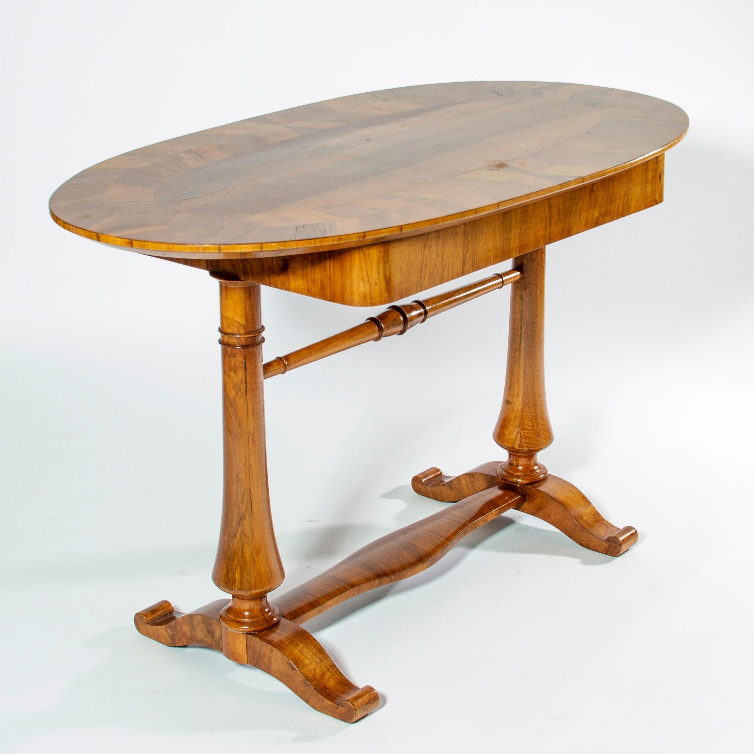 Swedish Biedermeier Oval Desk or Table with Drawer, 19th Century, Sweden  For Sale 1