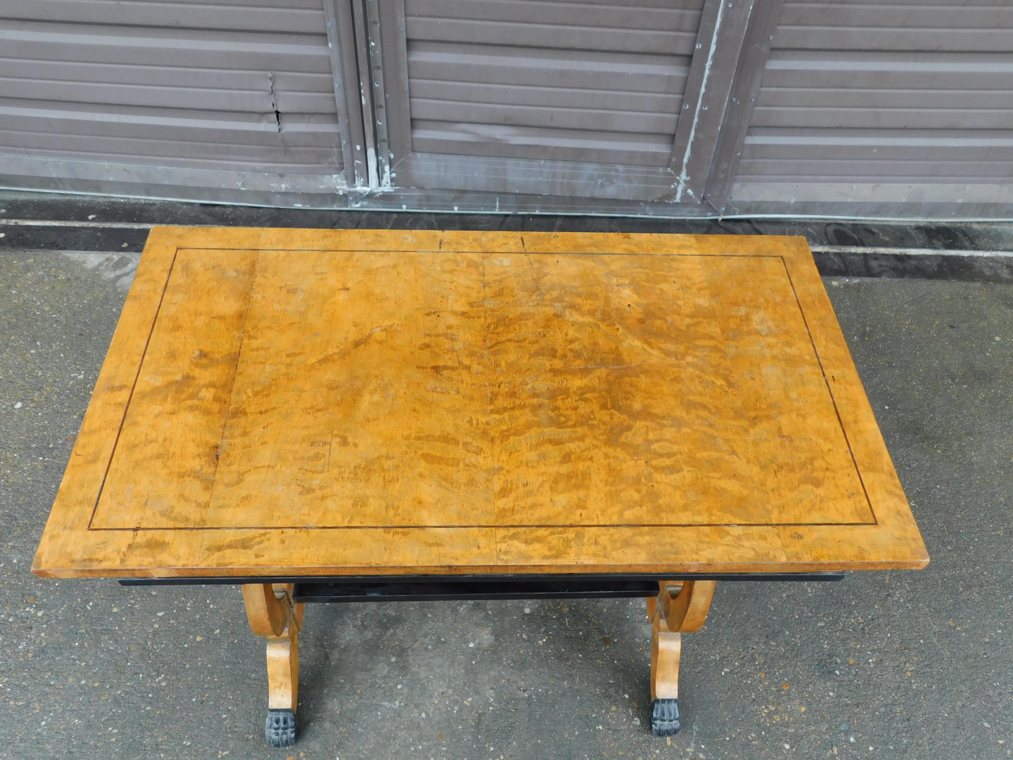 Early 20th Century Swedish Biedermeier Revival Writing Table in Golden Flame Birch, circa 1920 For Sale