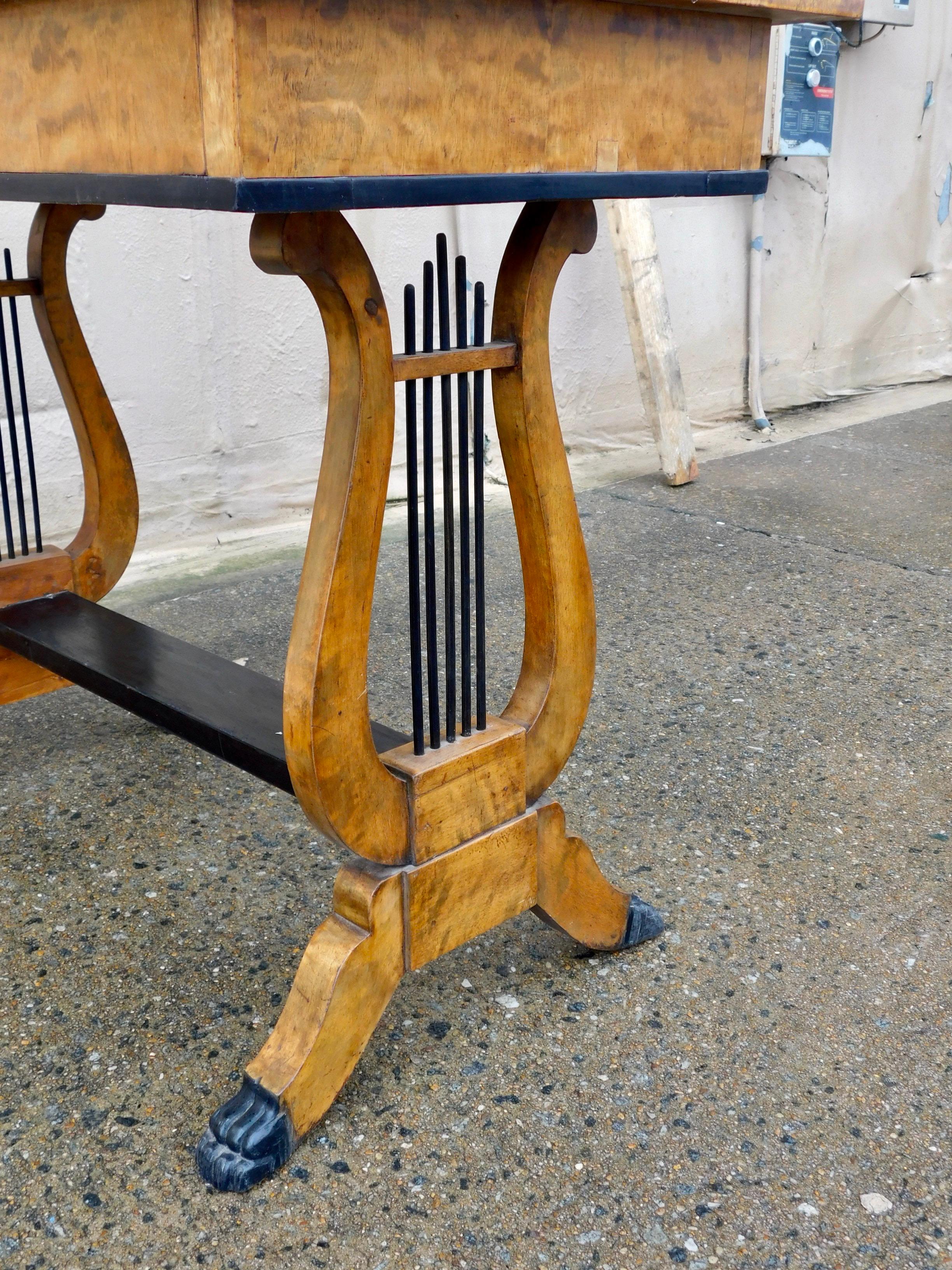 Swedish Biedermeier Revival Writing Table in Golden Flame Birch, circa 1920 For Sale 2