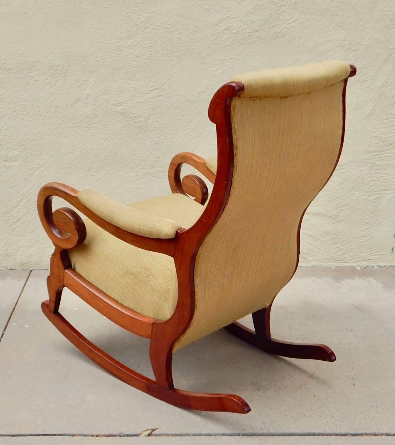 Swedish Biedermeier Rocking Chair, circa 1850 In Good Condition For Sale In Richmond, VA