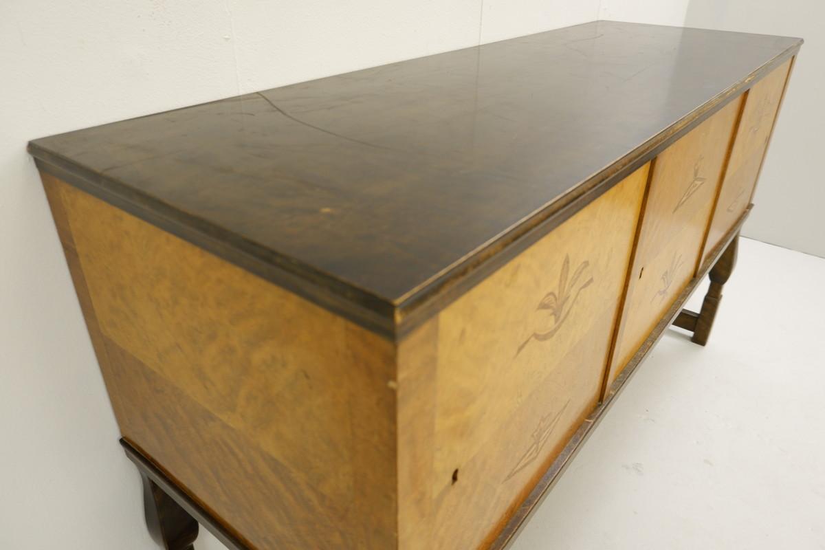 Schwedische Birke Art Deco Intarsien Buffet , Carl Malmsten, Haga Modell 1930er Jahre im Angebot 1