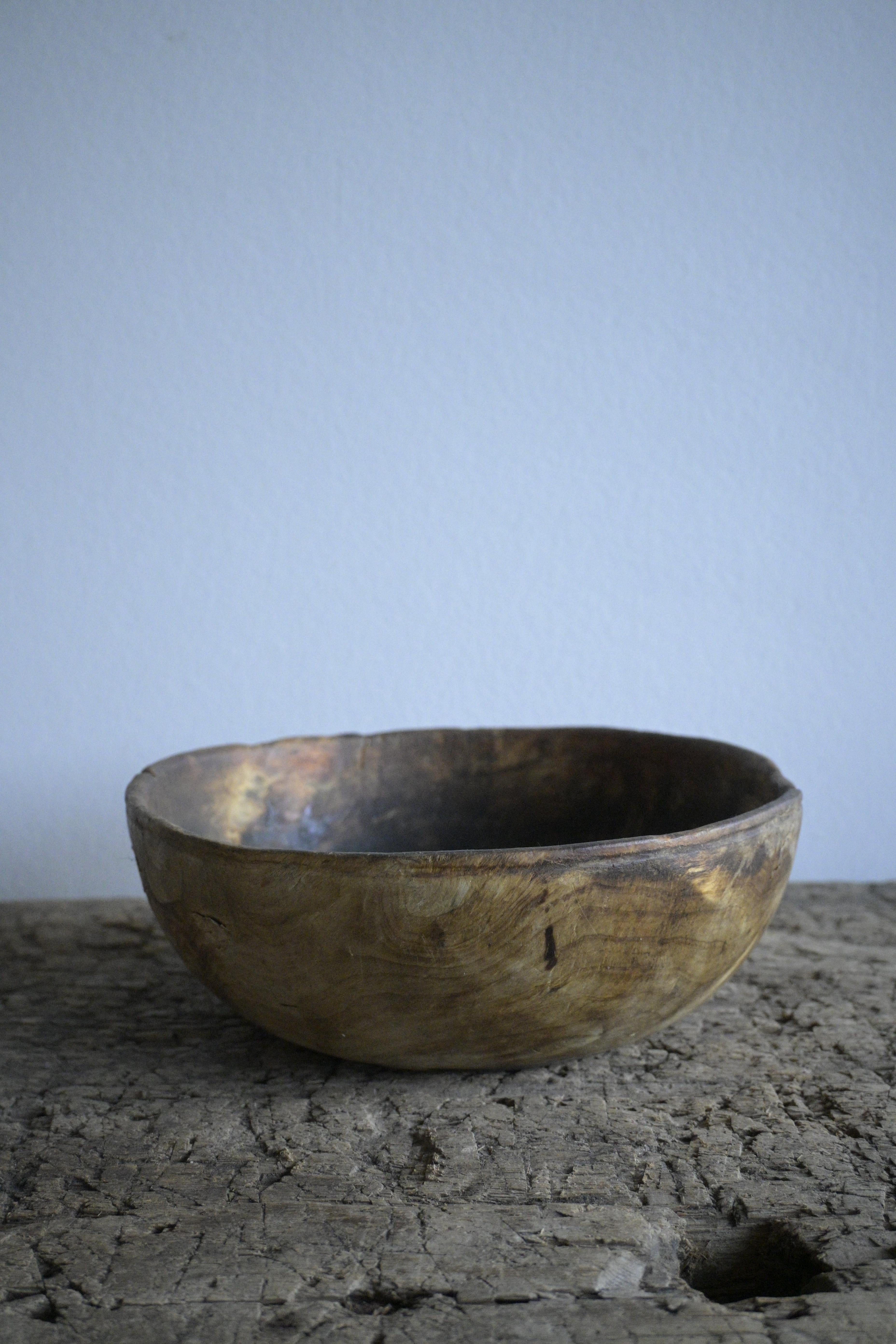 Swedish Birch Burl Bowl early 1900 century For Sale 4