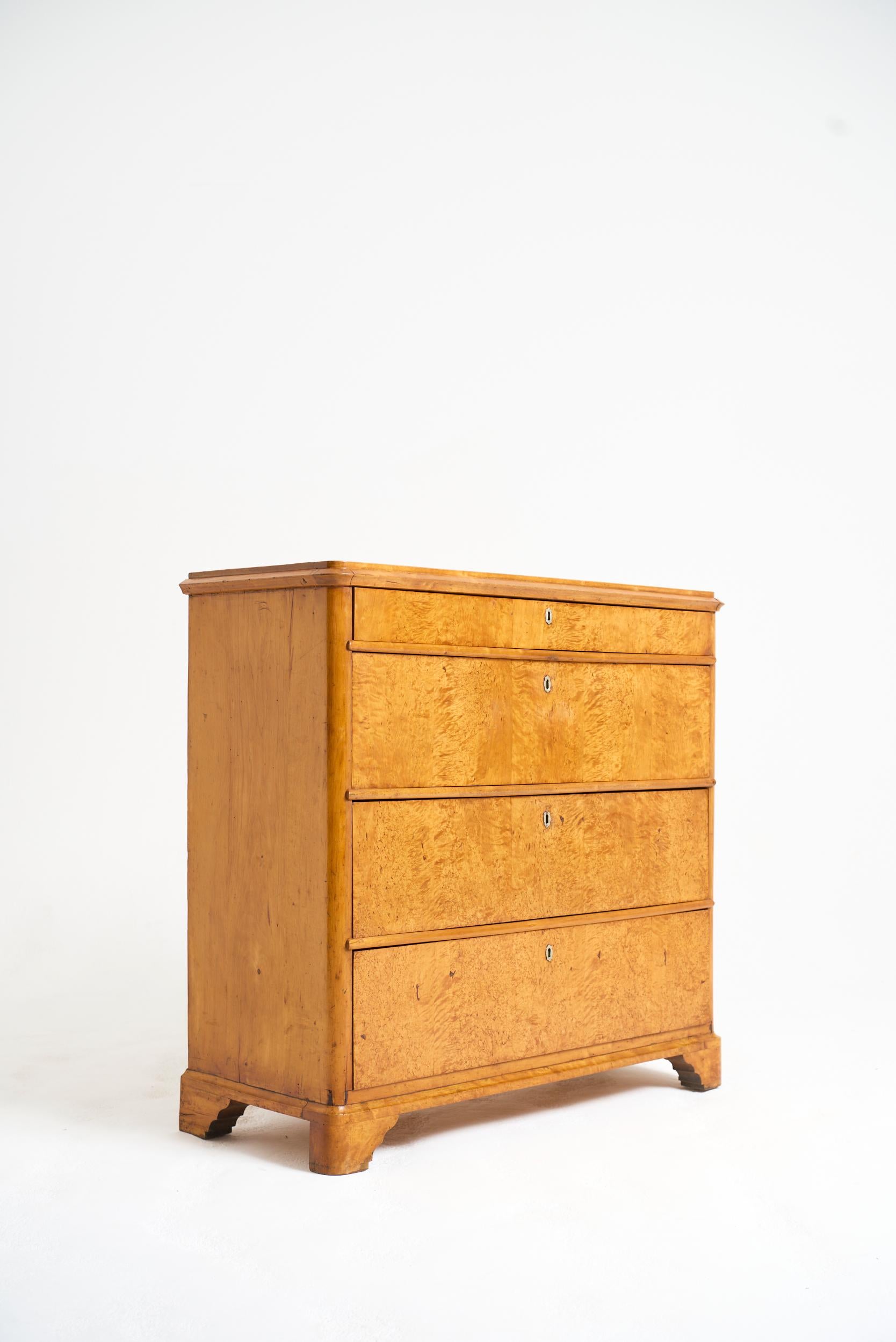 Swedish Birch Chest of Drawers In Good Condition For Sale In London, GB