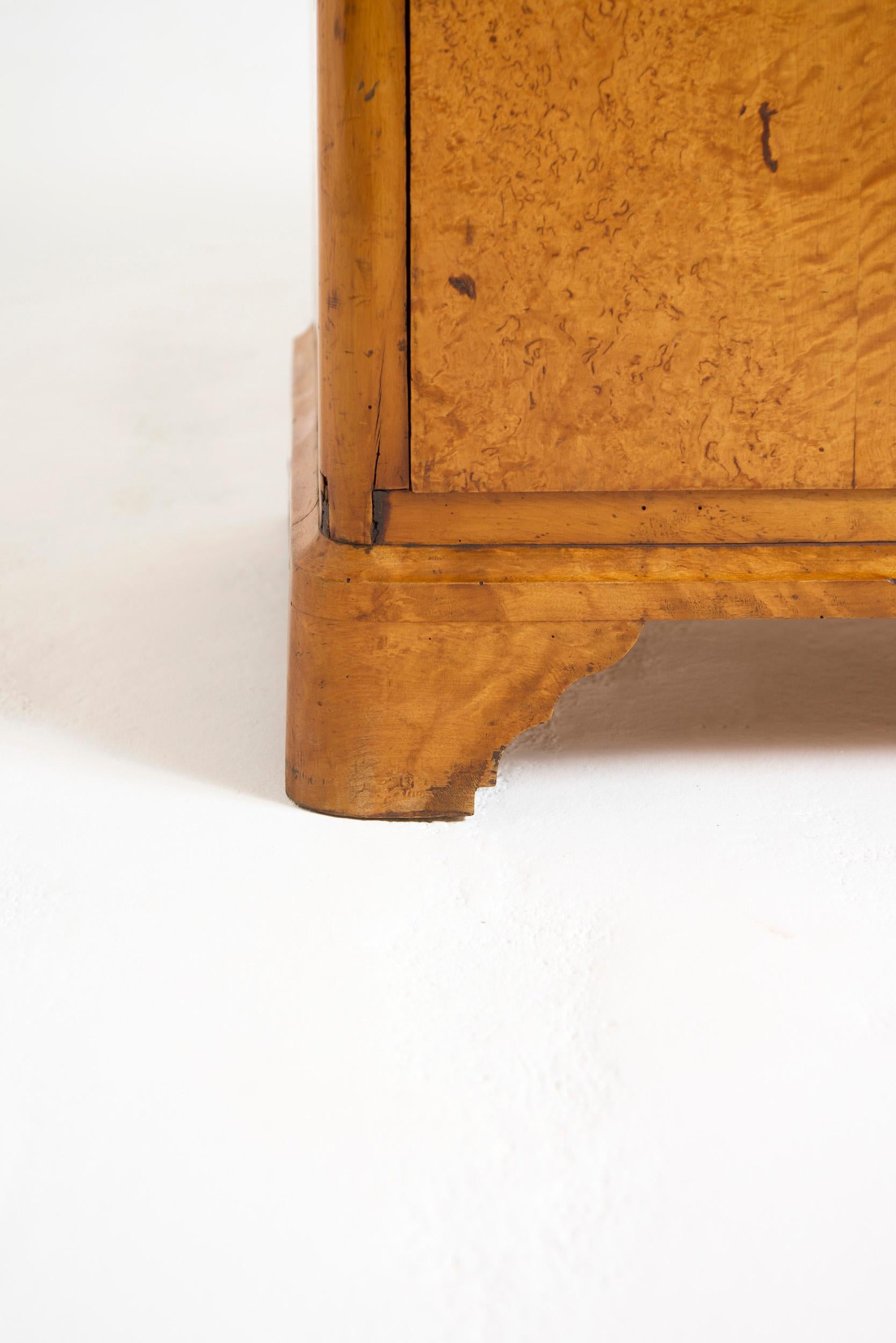 Swedish Birch Chest of Drawers For Sale 3