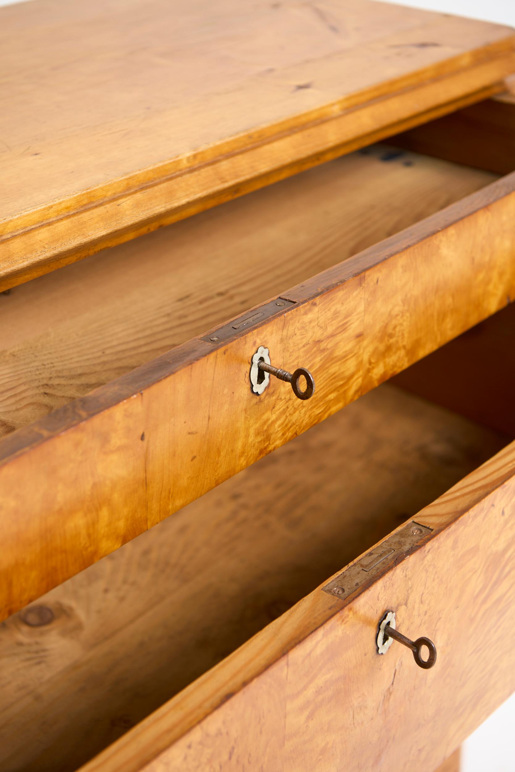 Swedish Birch Chest of Drawers For Sale 4