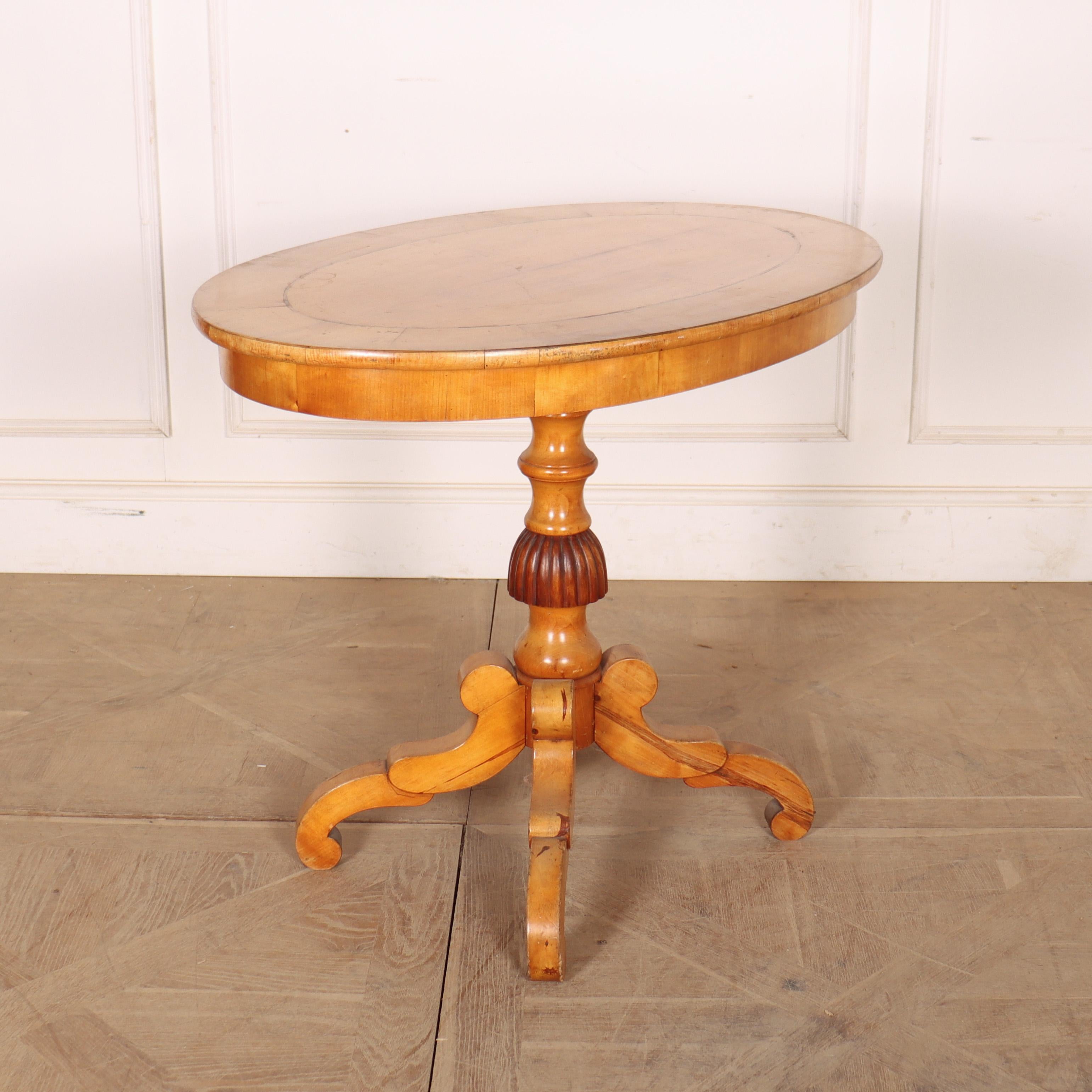 Swedish Birch Lamp Table In Good Condition For Sale In Leamington Spa, Warwickshire