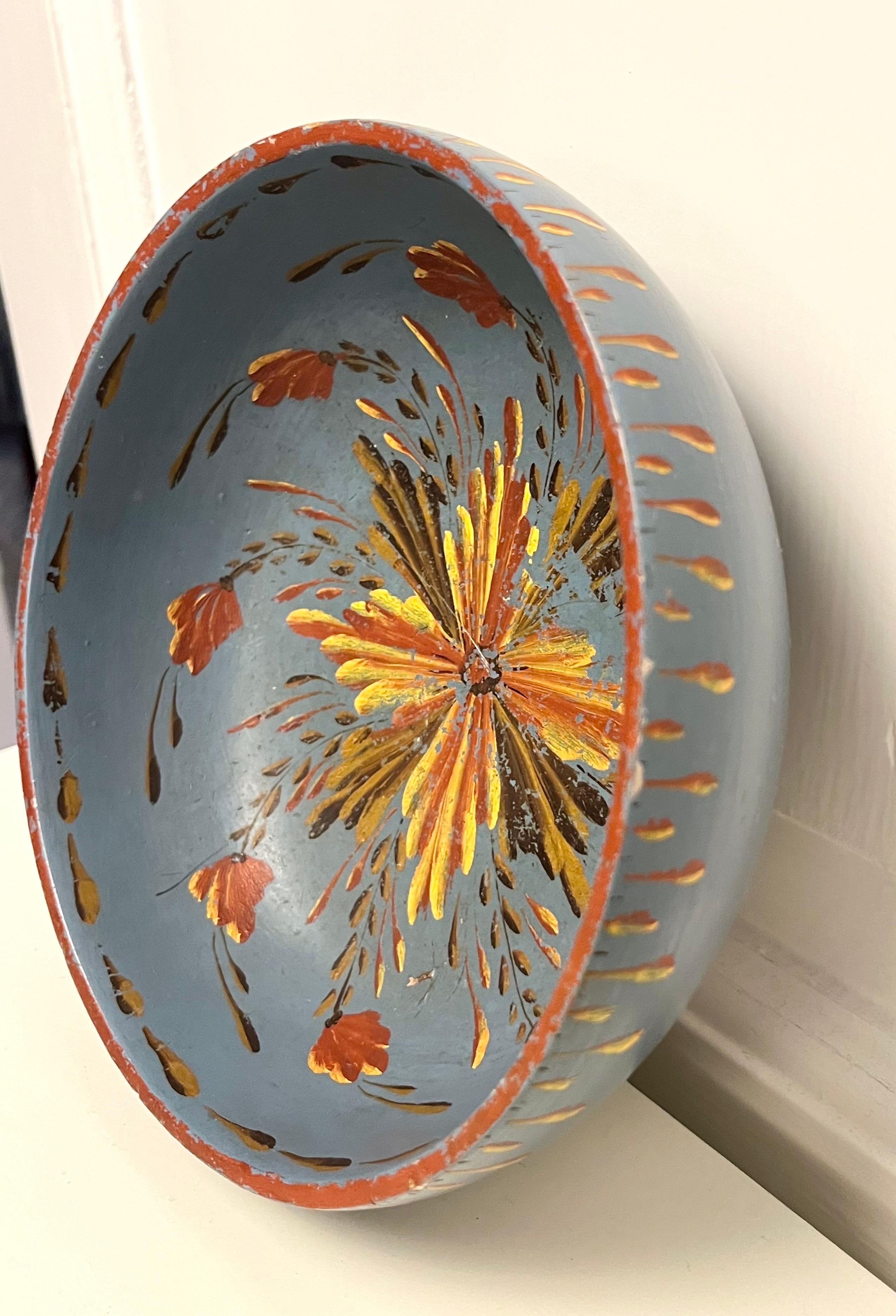 Swedish Blue Allmoge Painted Wooden Folk Art Bowl, Mid-20th Century For Sale 2