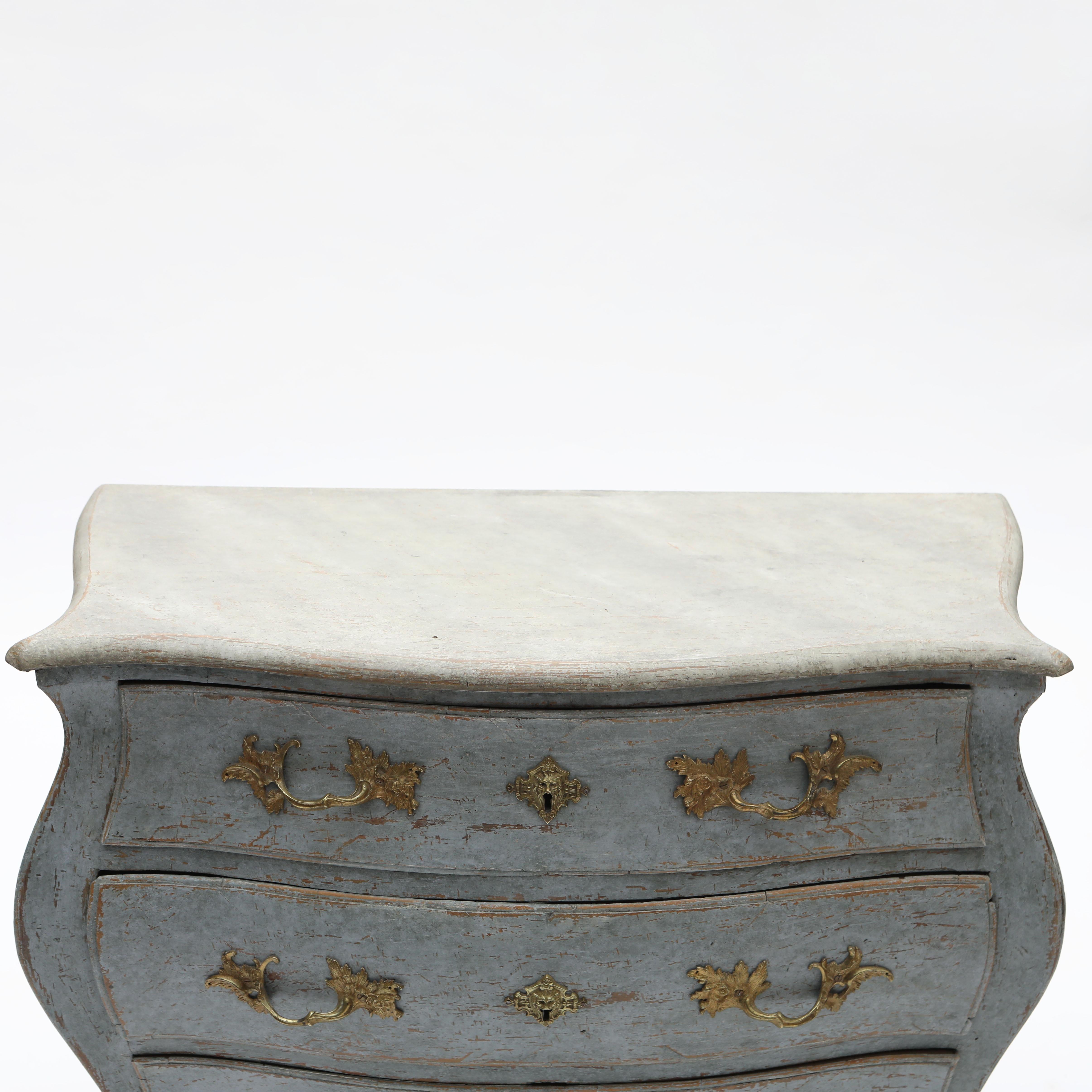 Swedish Blue Rococo Chest of Drawers For Sale 5