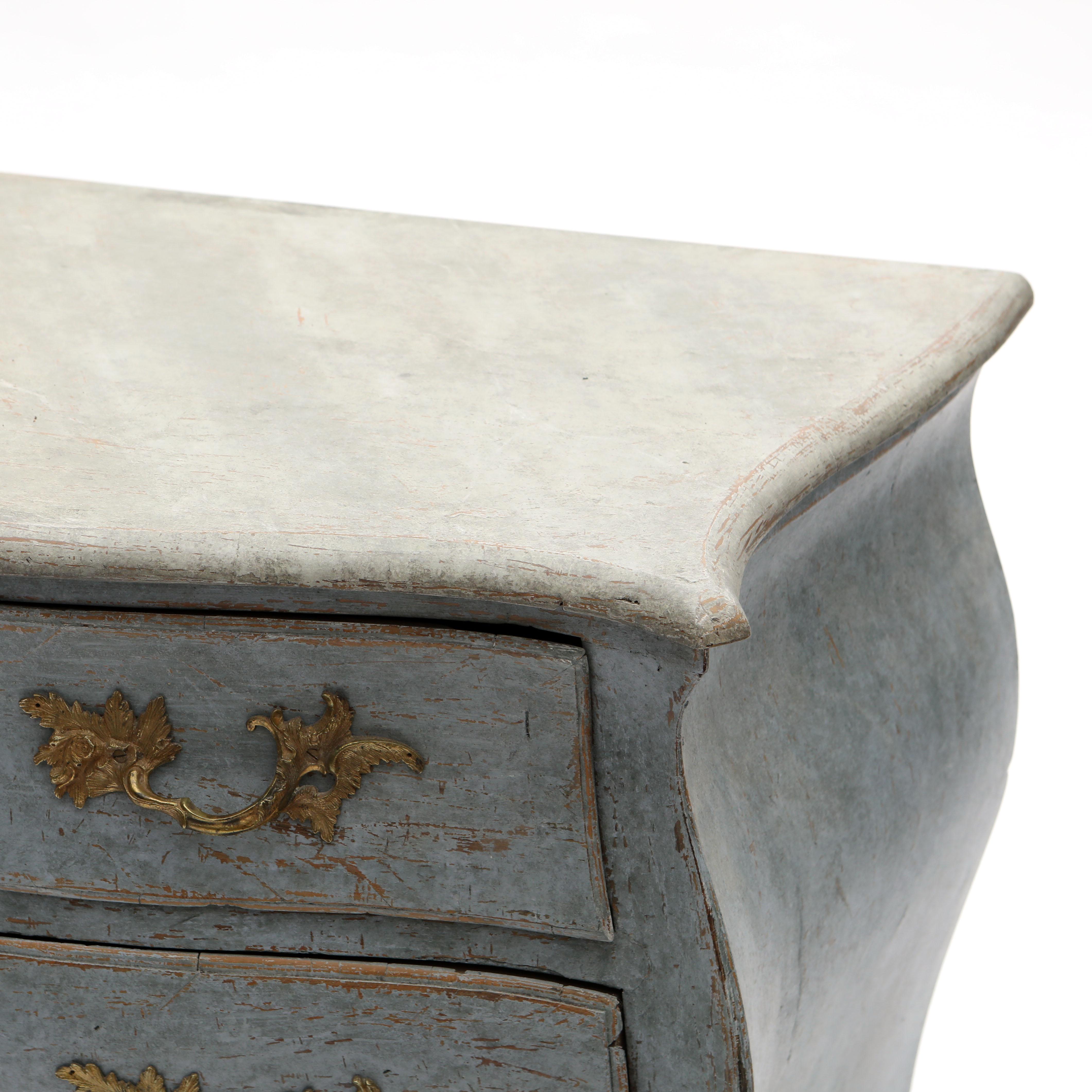 Swedish Blue Rococo Chest of Drawers For Sale 1