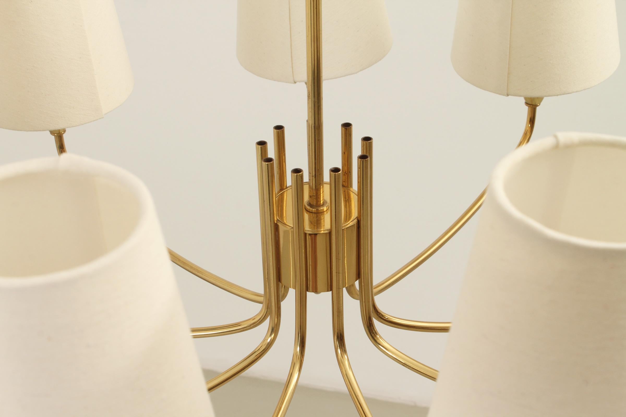 Swedish Brass Chandelier with Nine Arms, 1940's en venta 1