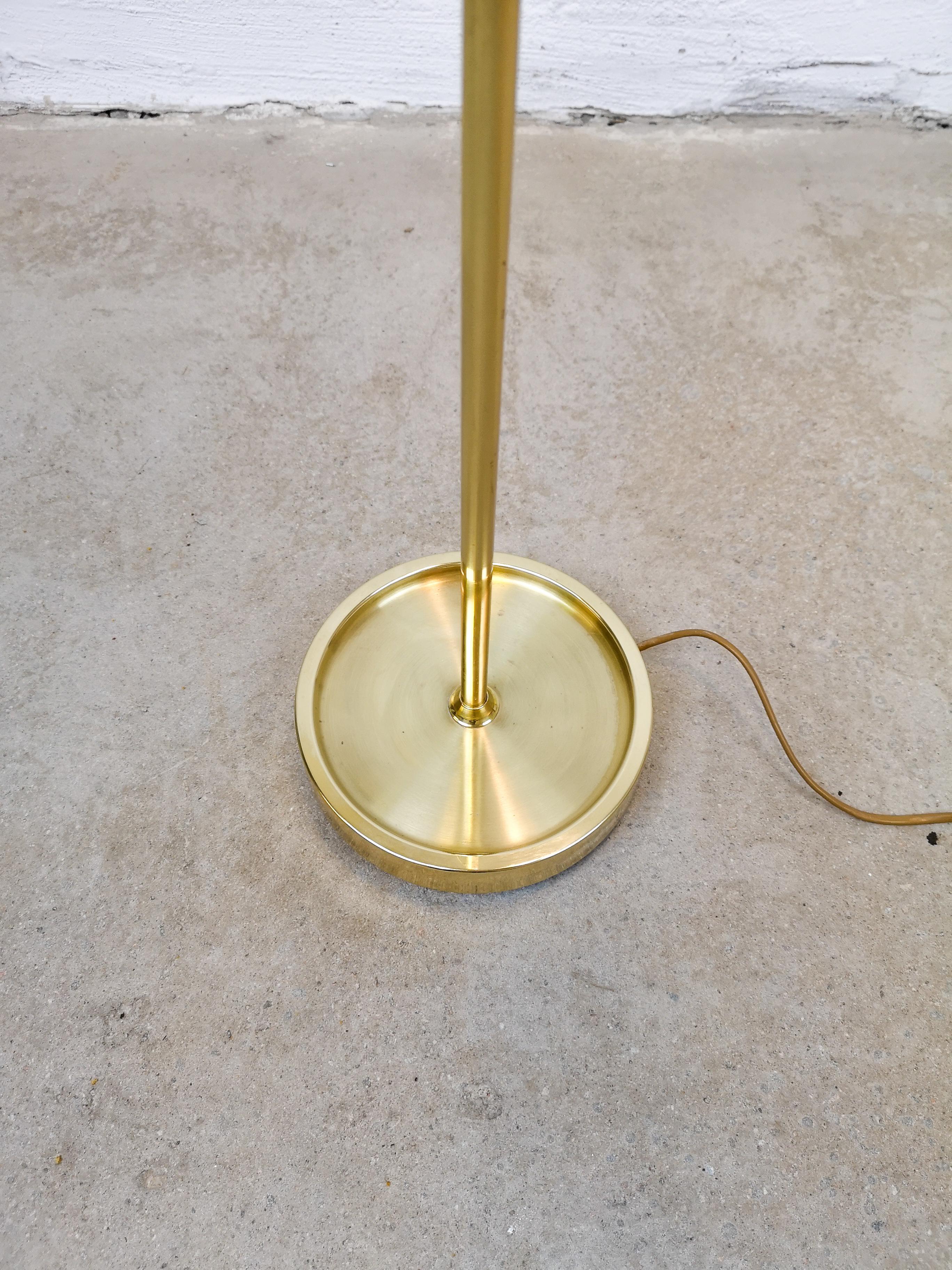 Scandinavian Modern Swedish Brass Floor Lamp, 1950s Fagerhults Belysning
