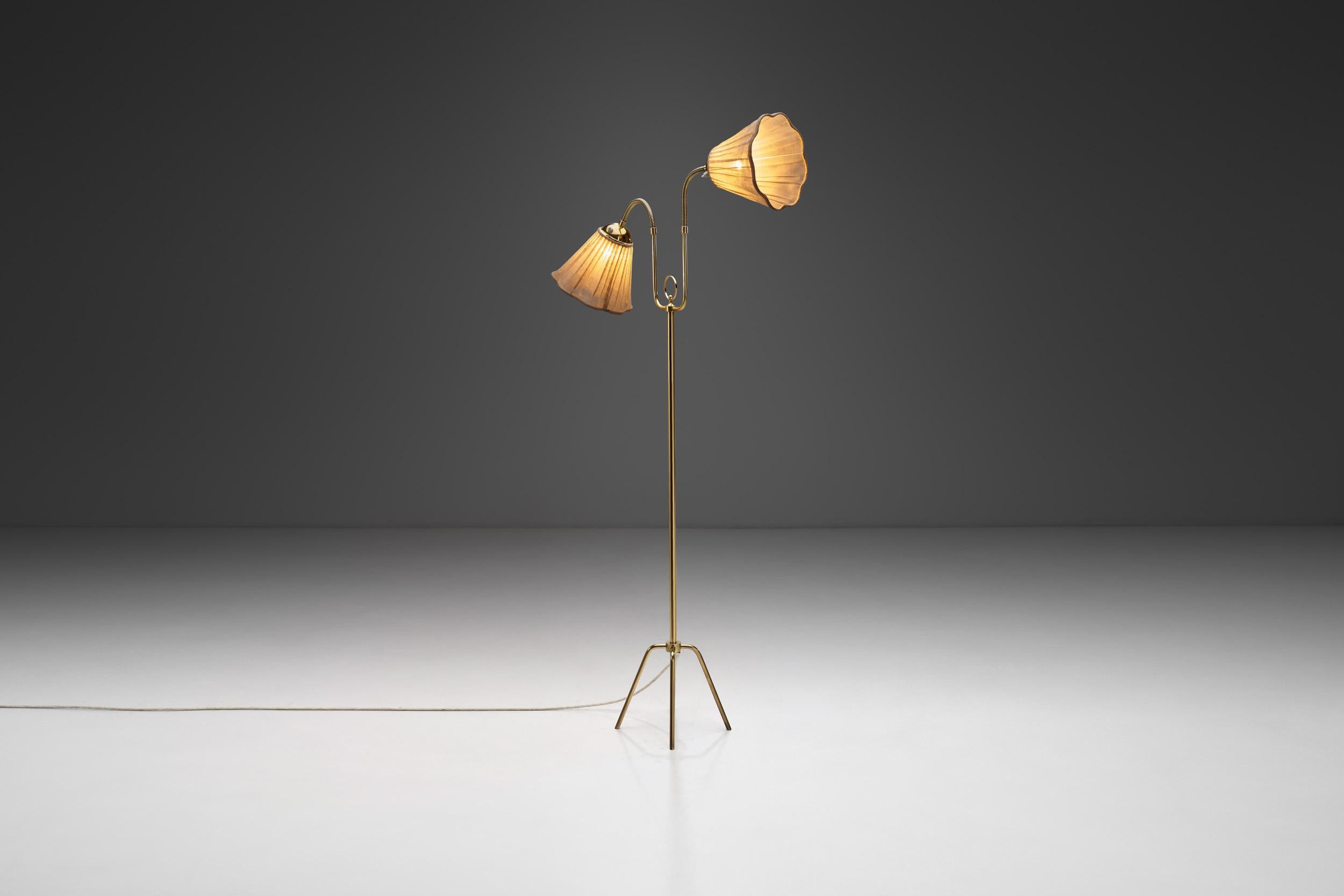 Negli anni '40, i designer di illuminazione svedesi crearono opere iconiche che combinavano le eleganti forme dell'Art Déco con la moderna funzionalità scandinava. Il loro impegno per la qualità dell'artigianato e i principi di design