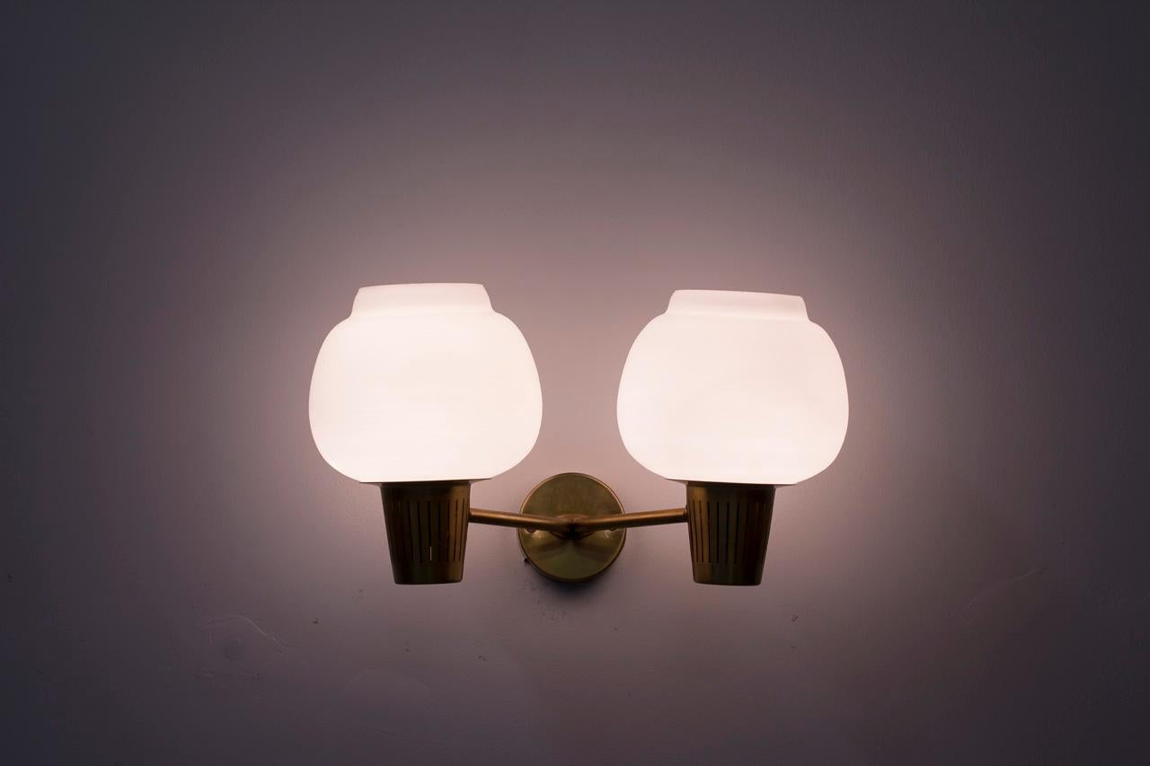 Swedish Brass and Opaline Glass Wall Lamp by Hans Bergström for Ateljé Lyktan 2