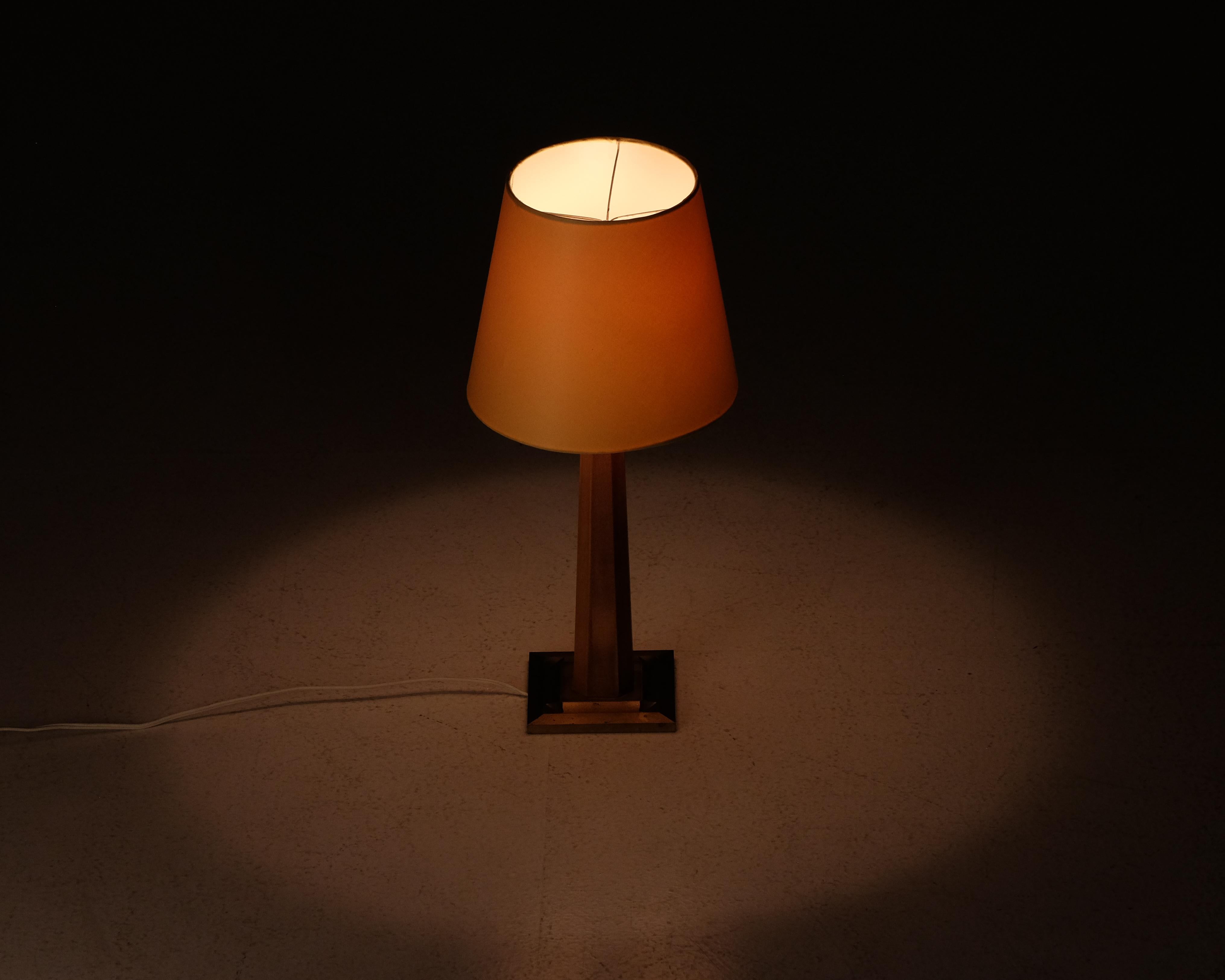 Laiton Lampe de table suédoise en laiton, années 1950 en vente