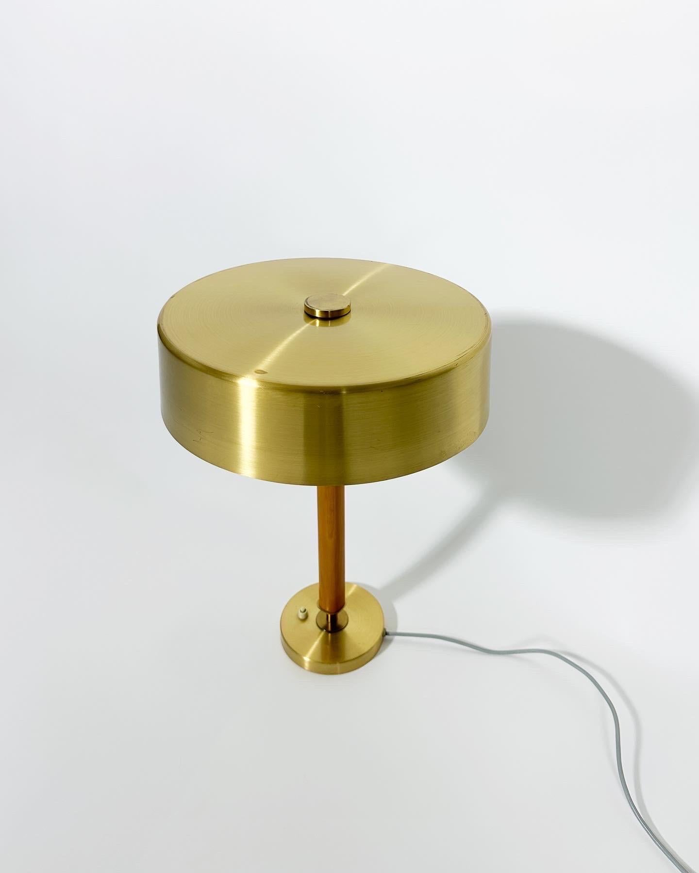 Mid-Century Modern Swedish Brass Table Lamp Borens Boras Sweden 1960s For Sale