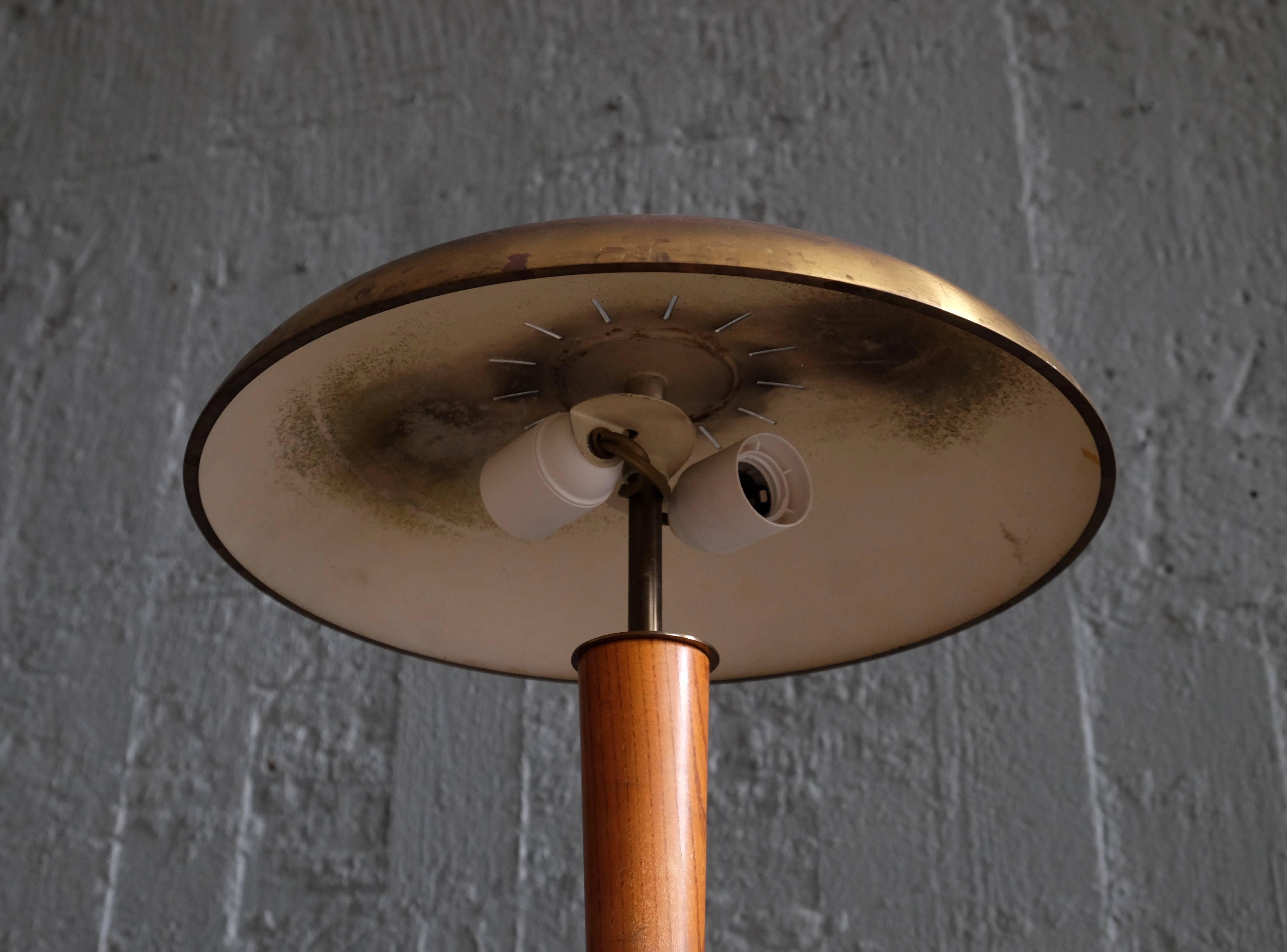 Mid-20th Century Swedish Brass Table Lamp by Boréns, 1950s