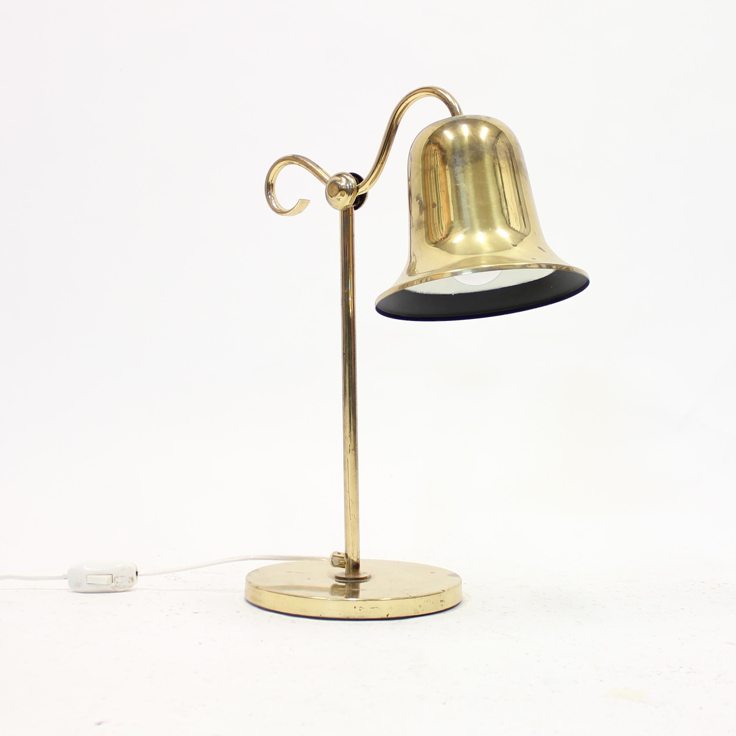 Swedish Brass Table Lamp by Tyringe Konsthantverk, 1970s In Good Condition For Sale In Uppsala, SE