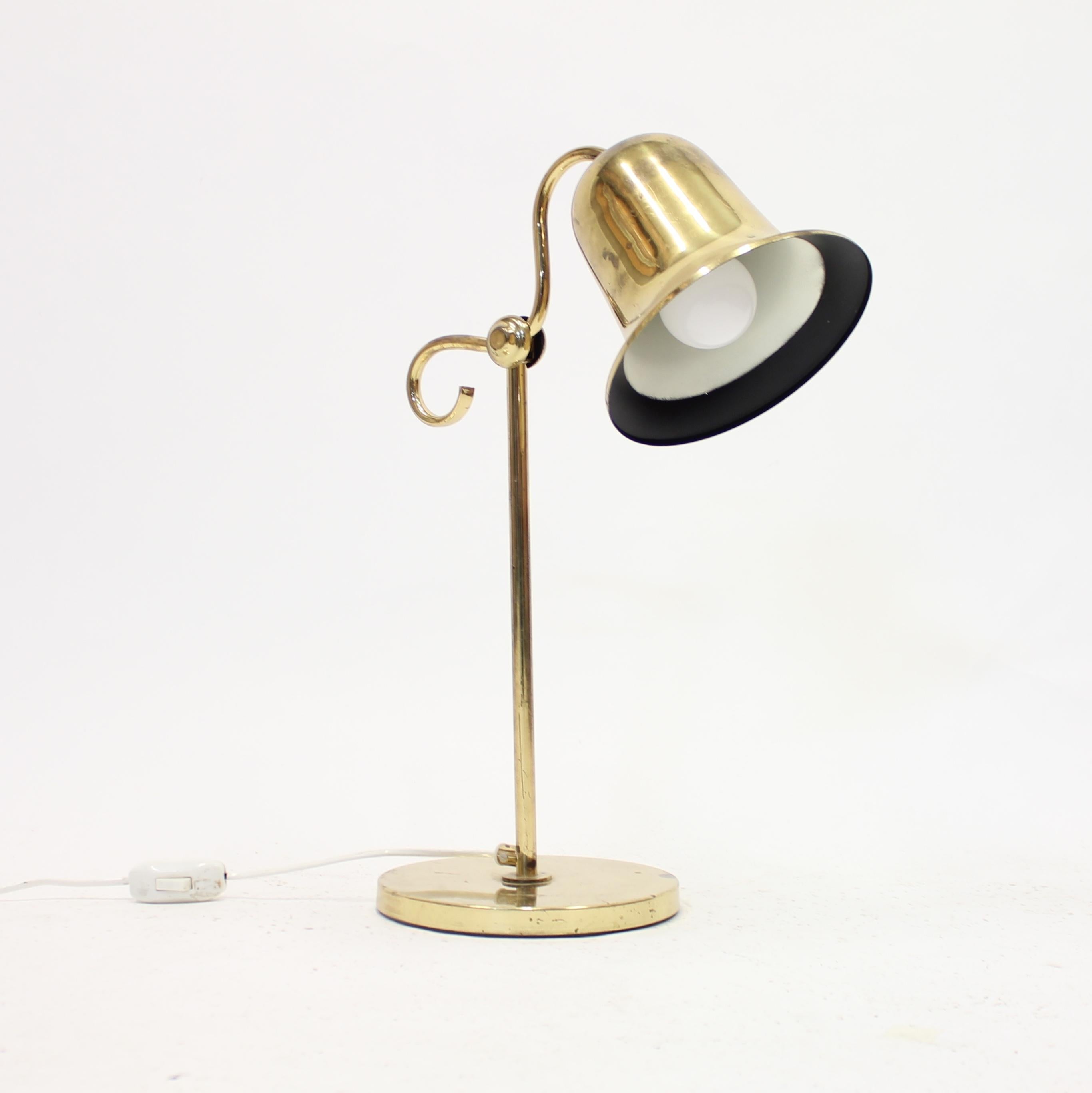 Swedish Brass Table Lamp by Tyringe Konsthantverk, 1970s For Sale 1