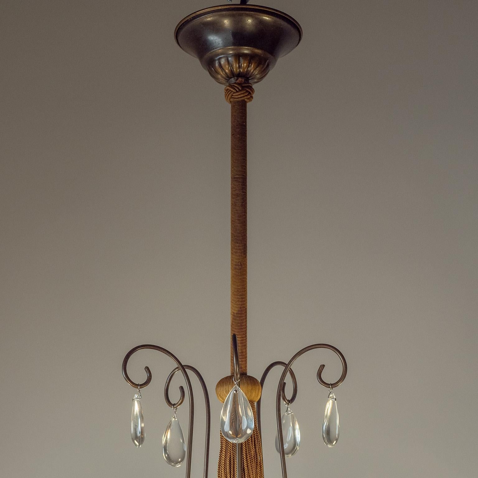Lampadario svedese in bronzo e vetro avana, anni '30 in vendita 1