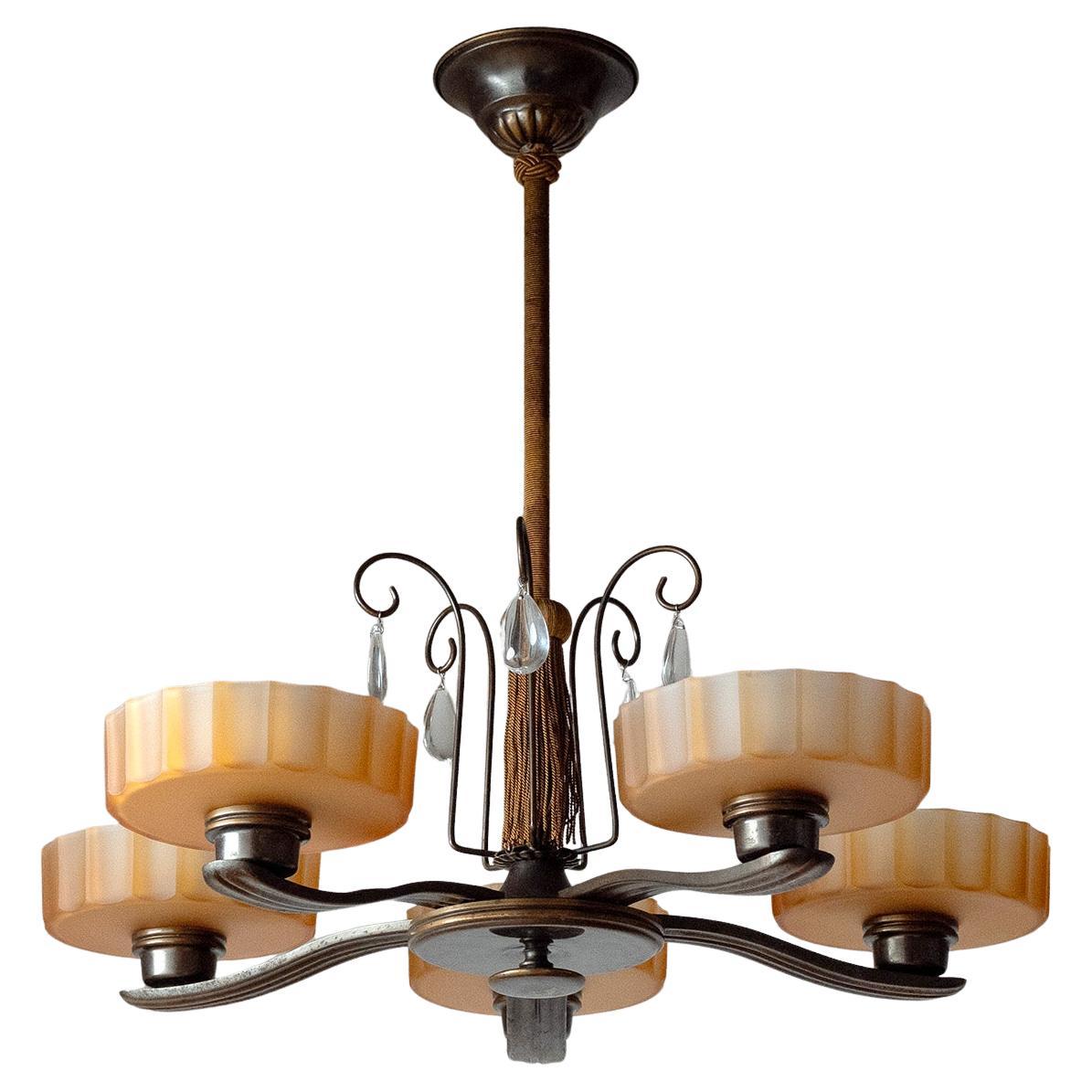 Lampadario svedese in bronzo e vetro avana, anni '30 in vendita