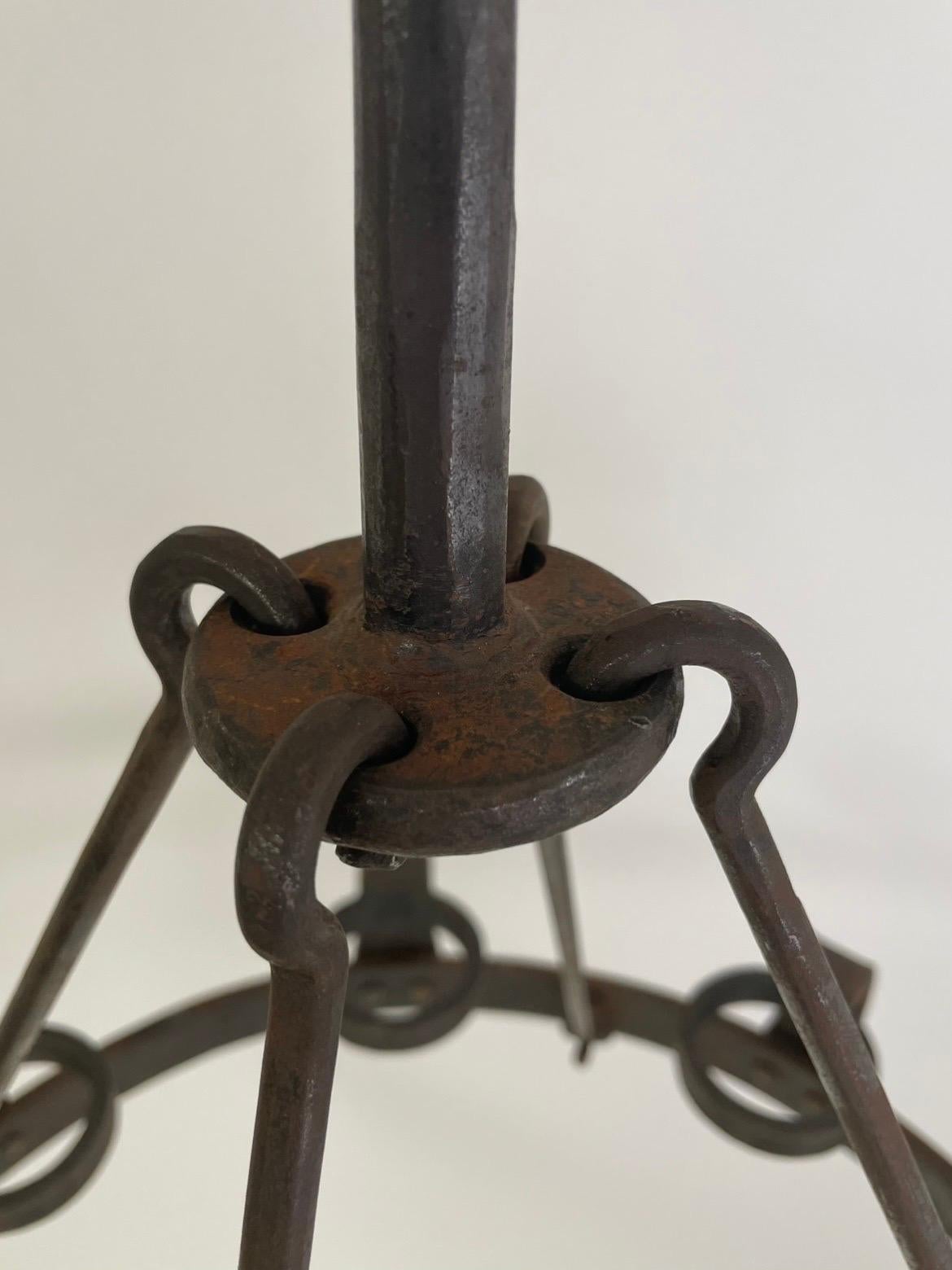 Swedish Brutalist 1970s Sport Cabin Chandelier in Wrought Iron by Erik Höglund im Angebot 8