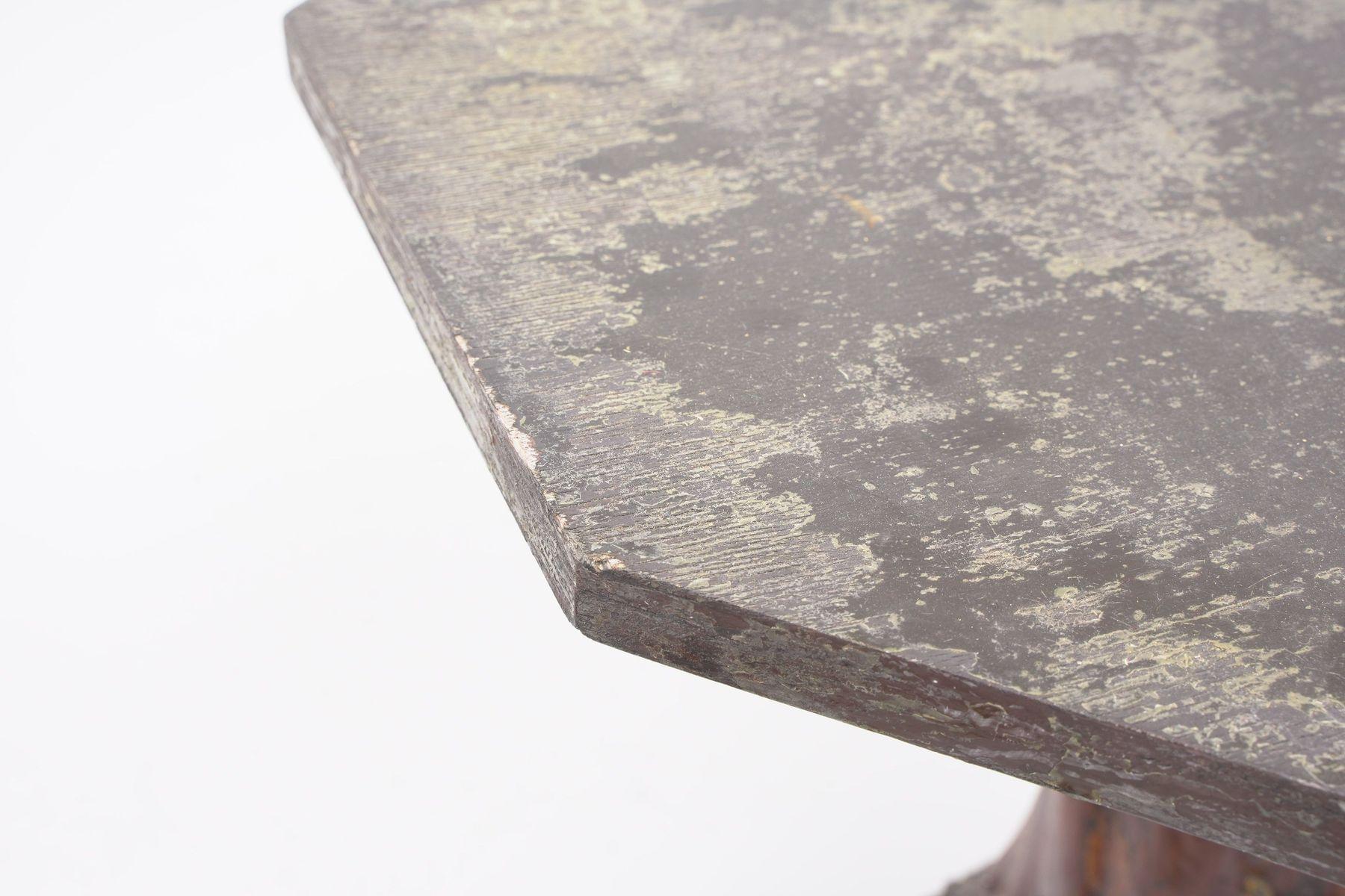 Suédois Table basse suédoise brutaliste en forme de tronc d'arbre, belle patine 1940s Handmade Unique en vente