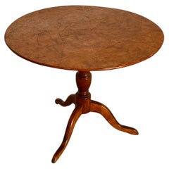 Tavolino pieghevole svedese in legno di radica, XVIII/XIX secolo, H68 x Ø86 cm