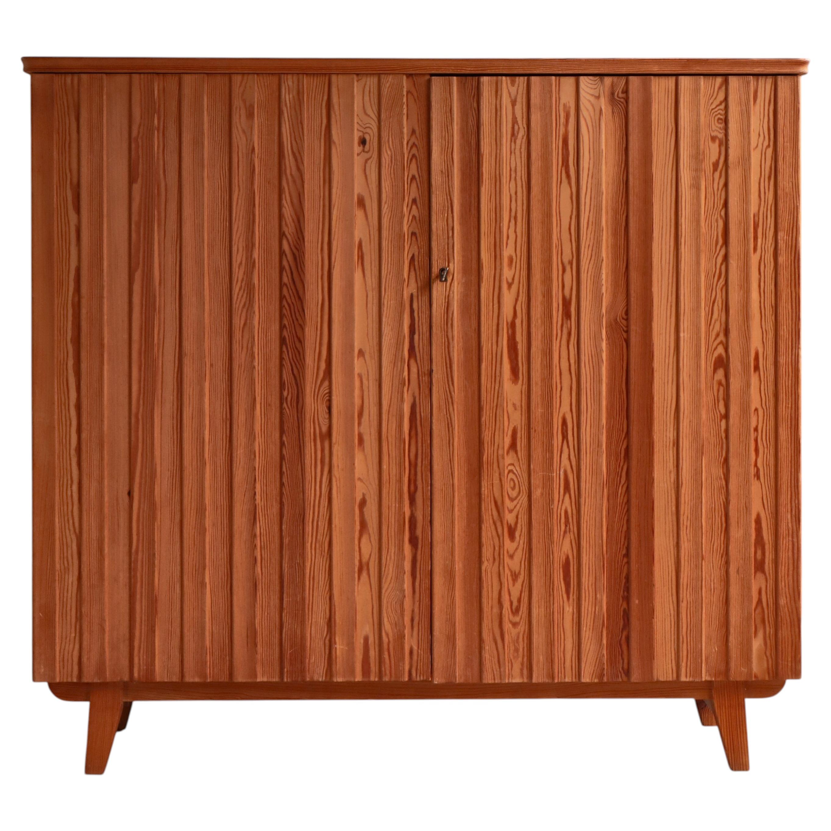 Swedish Cabinet in Pinewood by Göran Malmvall for Svensk Fur, 1940s
