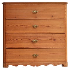 Swedish Cabinetmaker Chest of Drawers in Pinewood & Brass, Early 20th Century