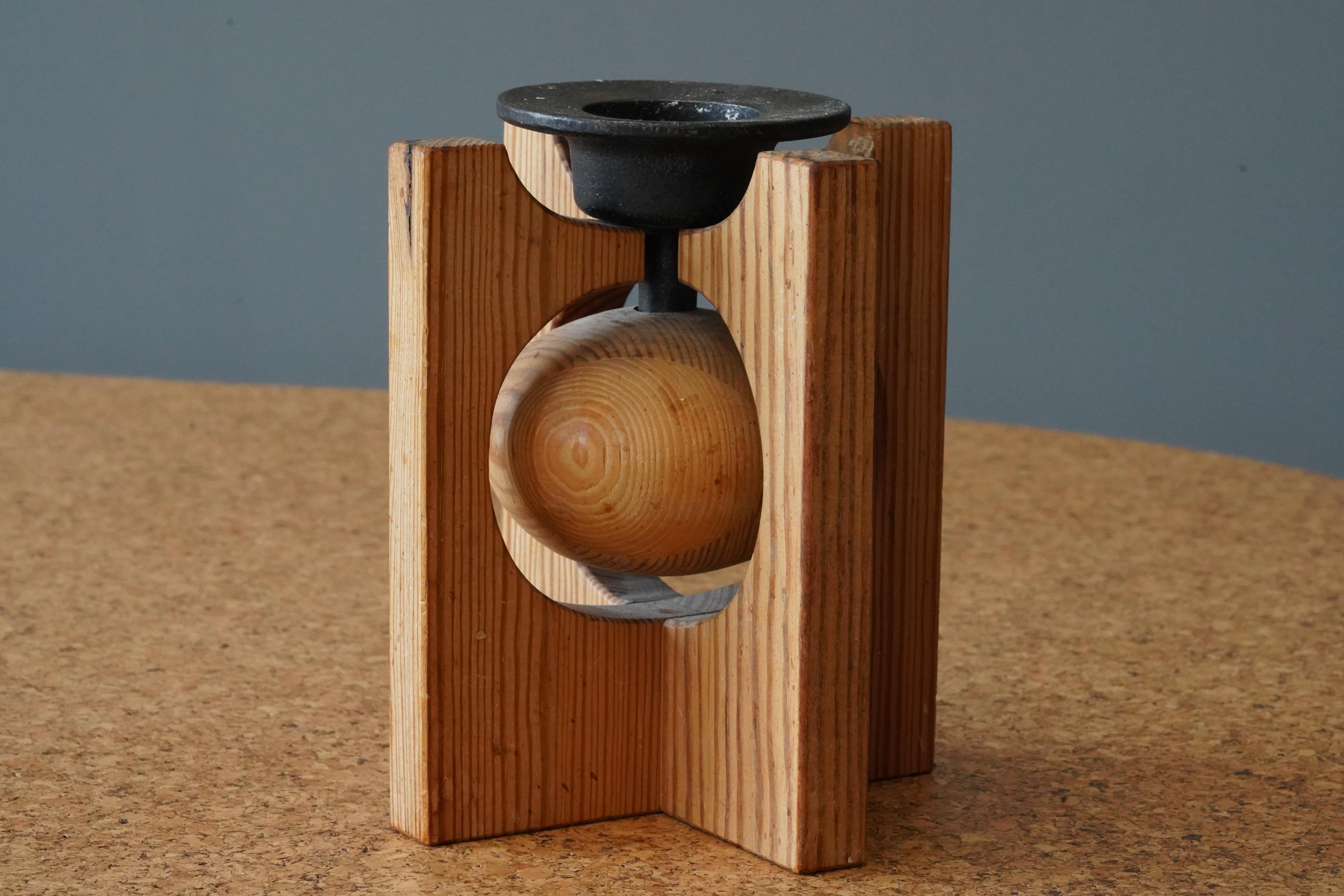 pine candle holder
