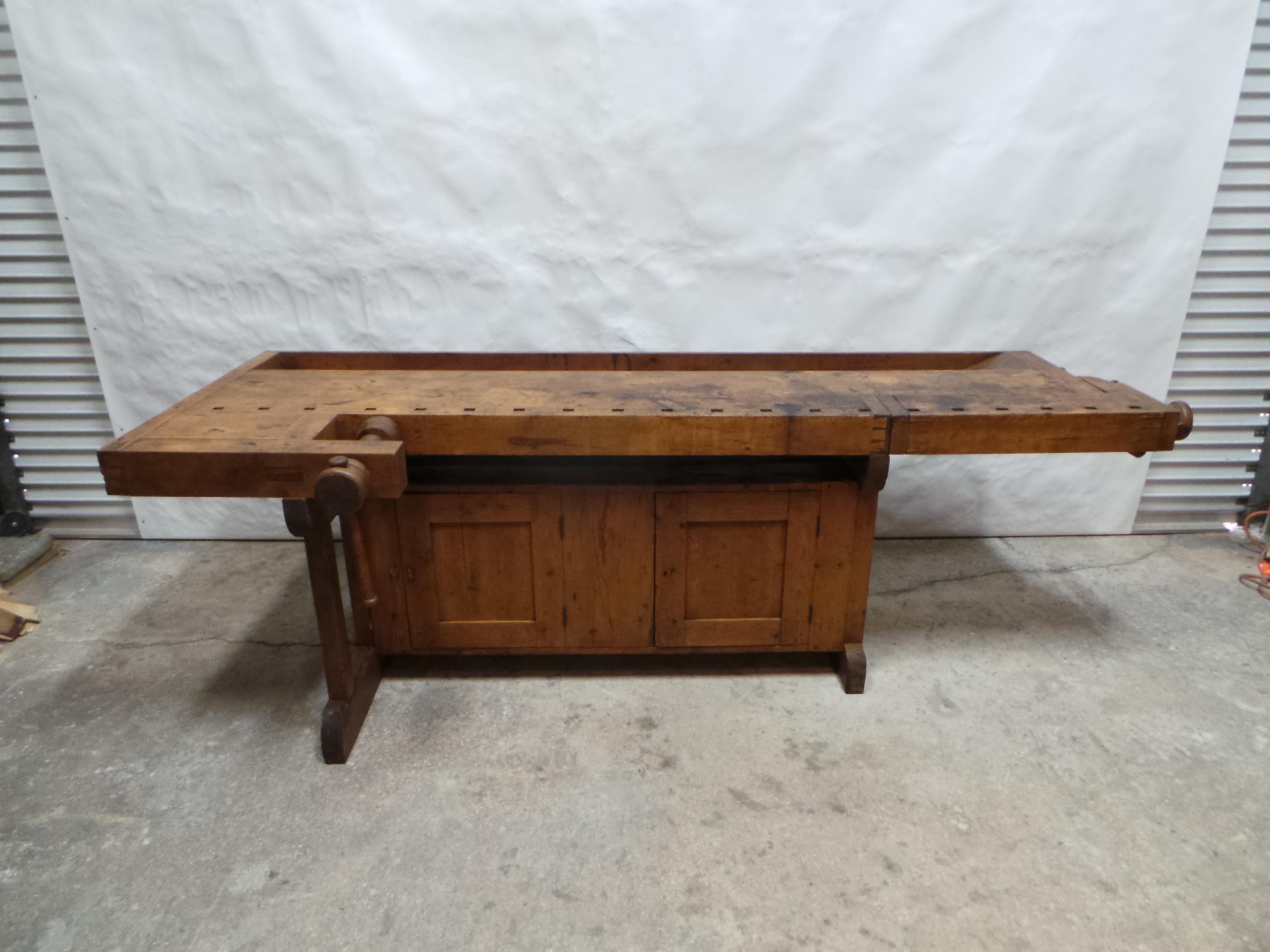 Swedish Carpenter Work bench In Good Condition For Sale In Hollywood, FL