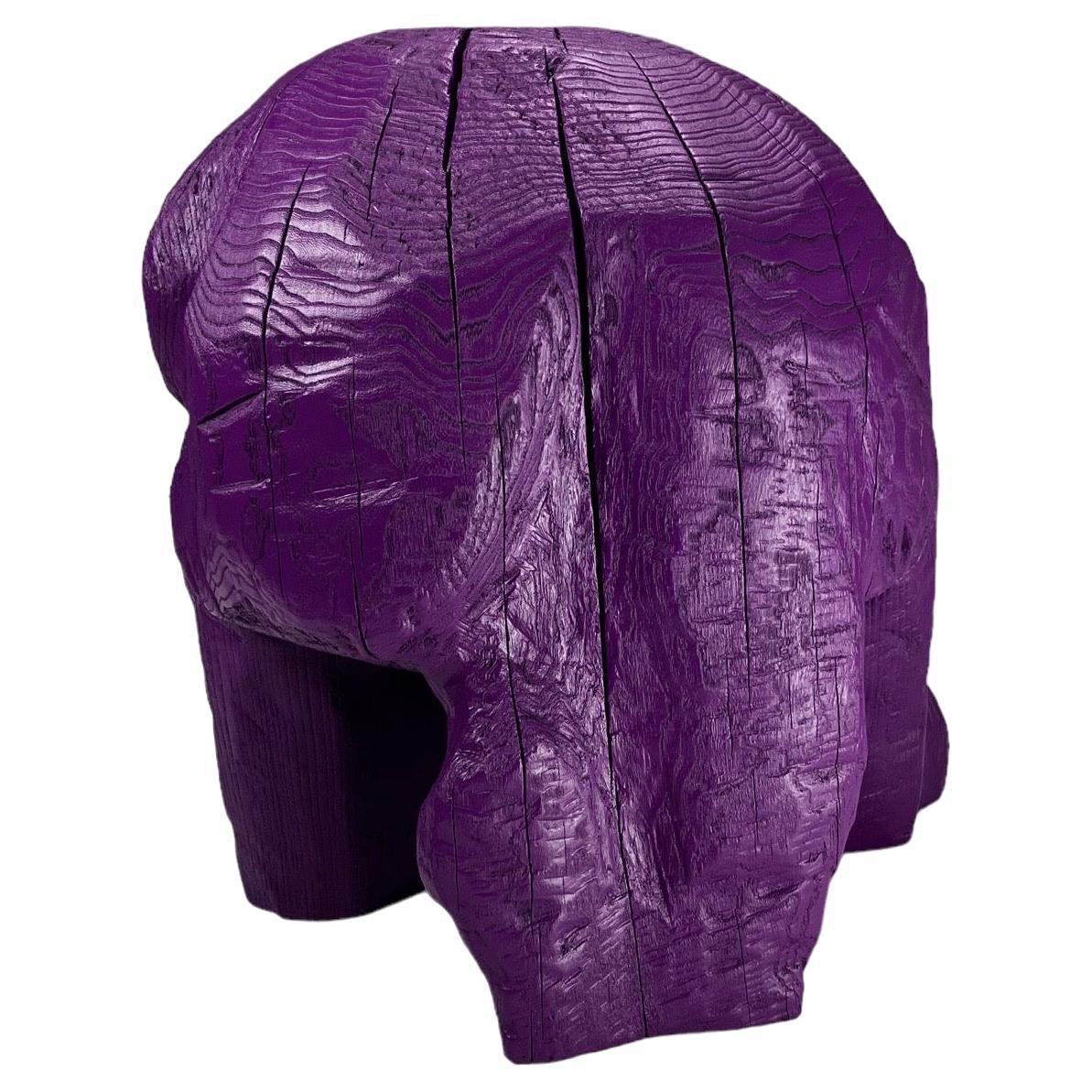 Tabouret suédois en bois sculpté violet brut de ELAKFORM