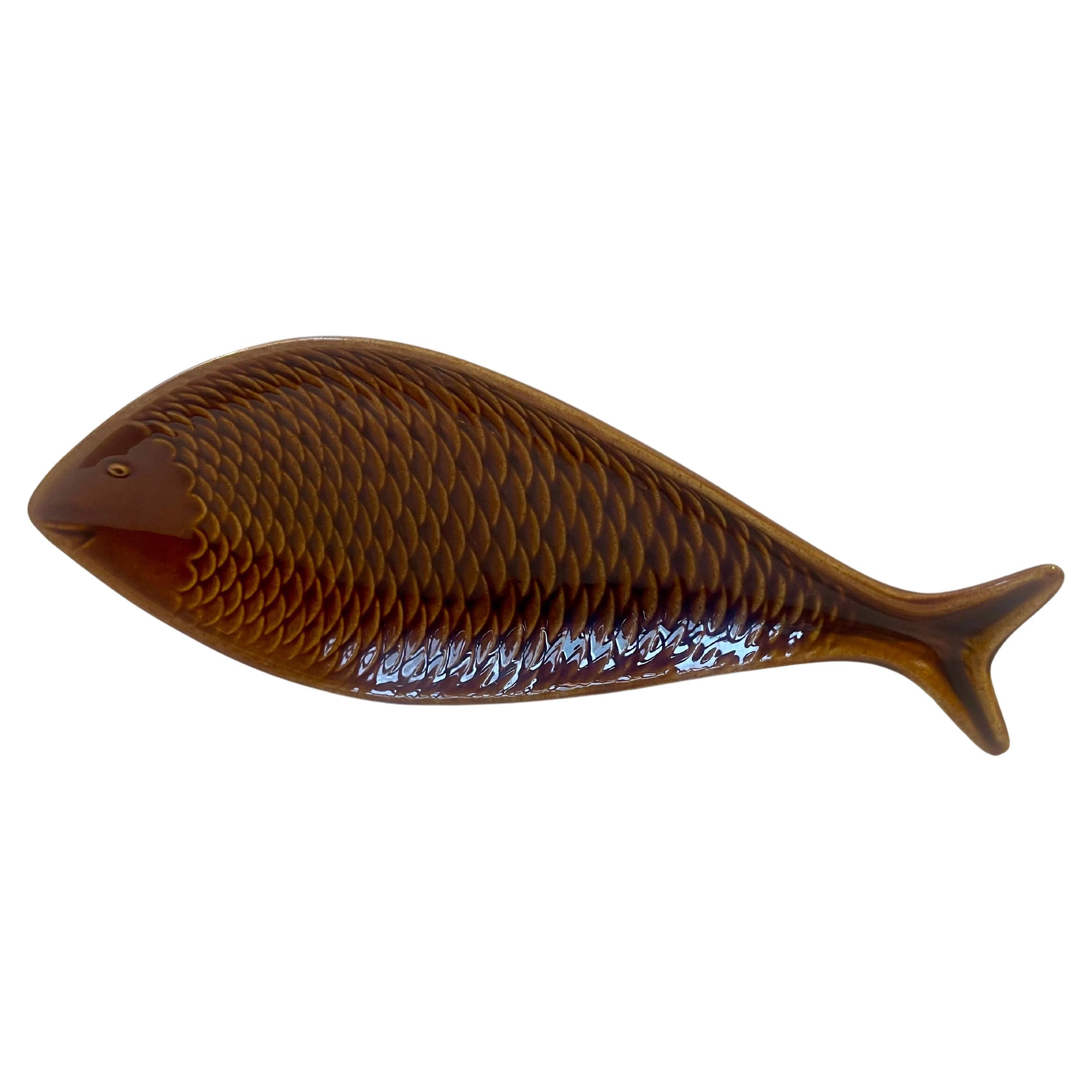 Plateau en forme de poisson en céramique suédoise par Stig Lindberg pour Gustavsberg, années 1960 en vente