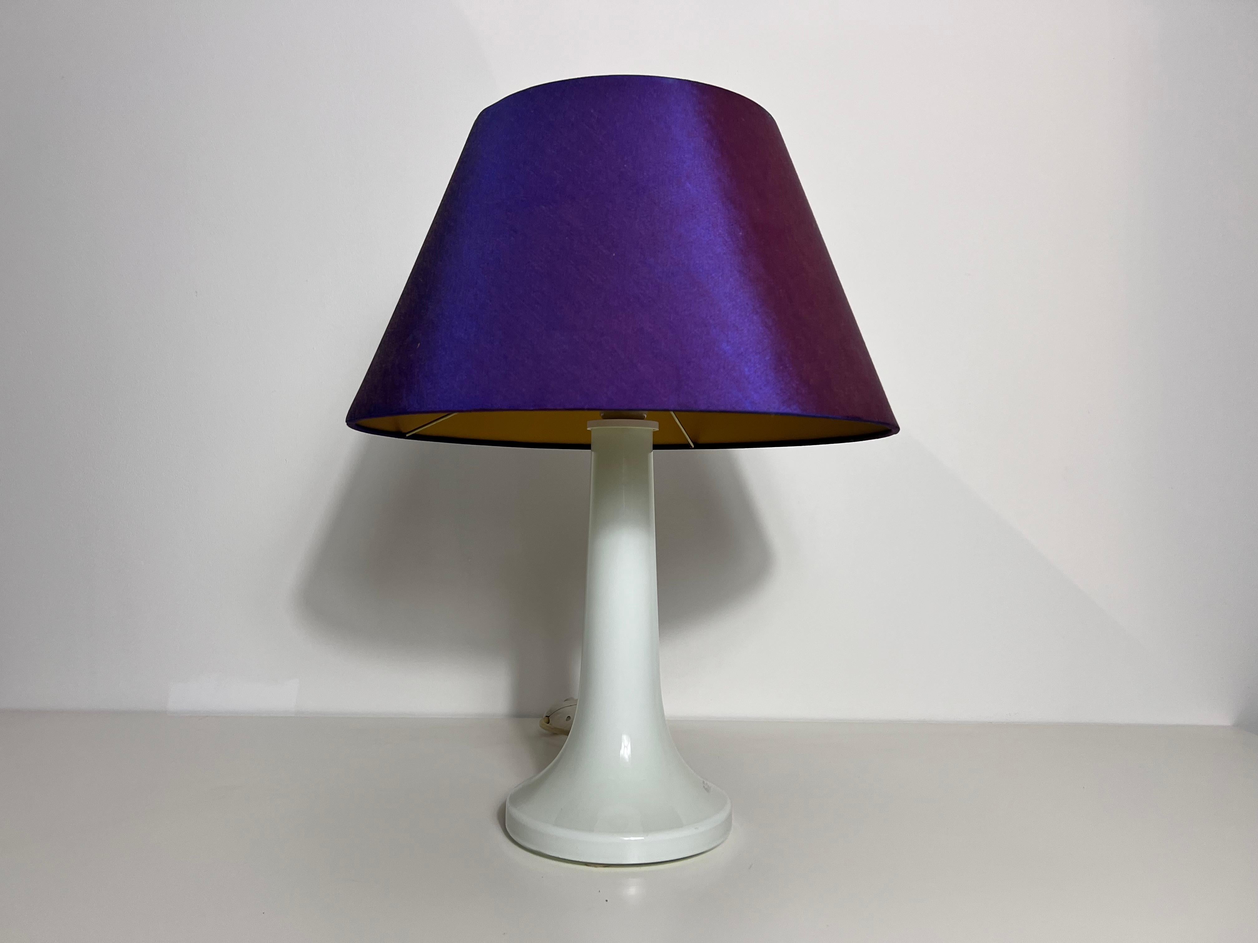 Schwedische Keramik-Tischlampe von Pileprodukter Landskrona, 1970er Jahre im Angebot 1