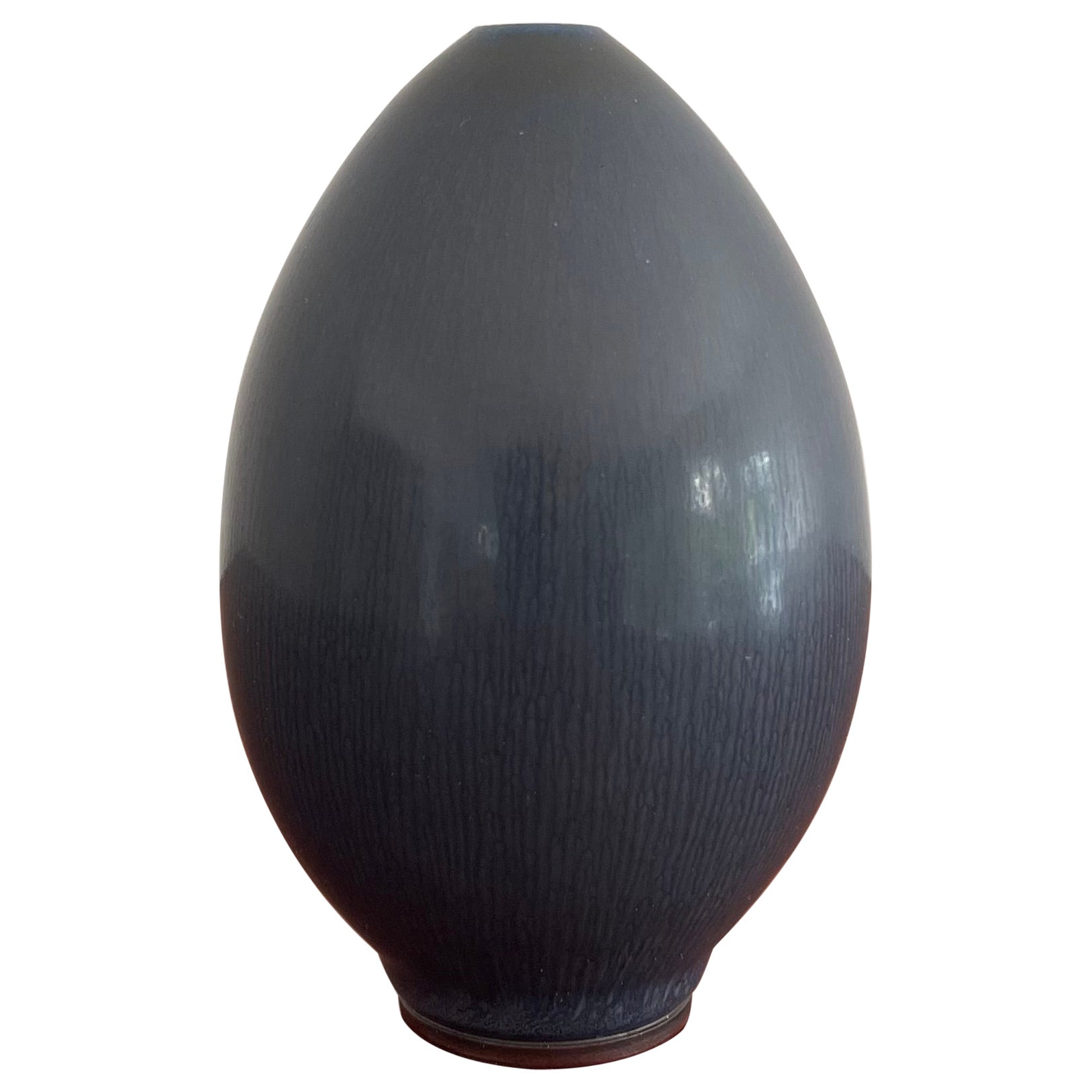 Schwedische Vase aus Keramik mit blauer Hasenfellglasur von Berndt Friberg für Gustavsberg