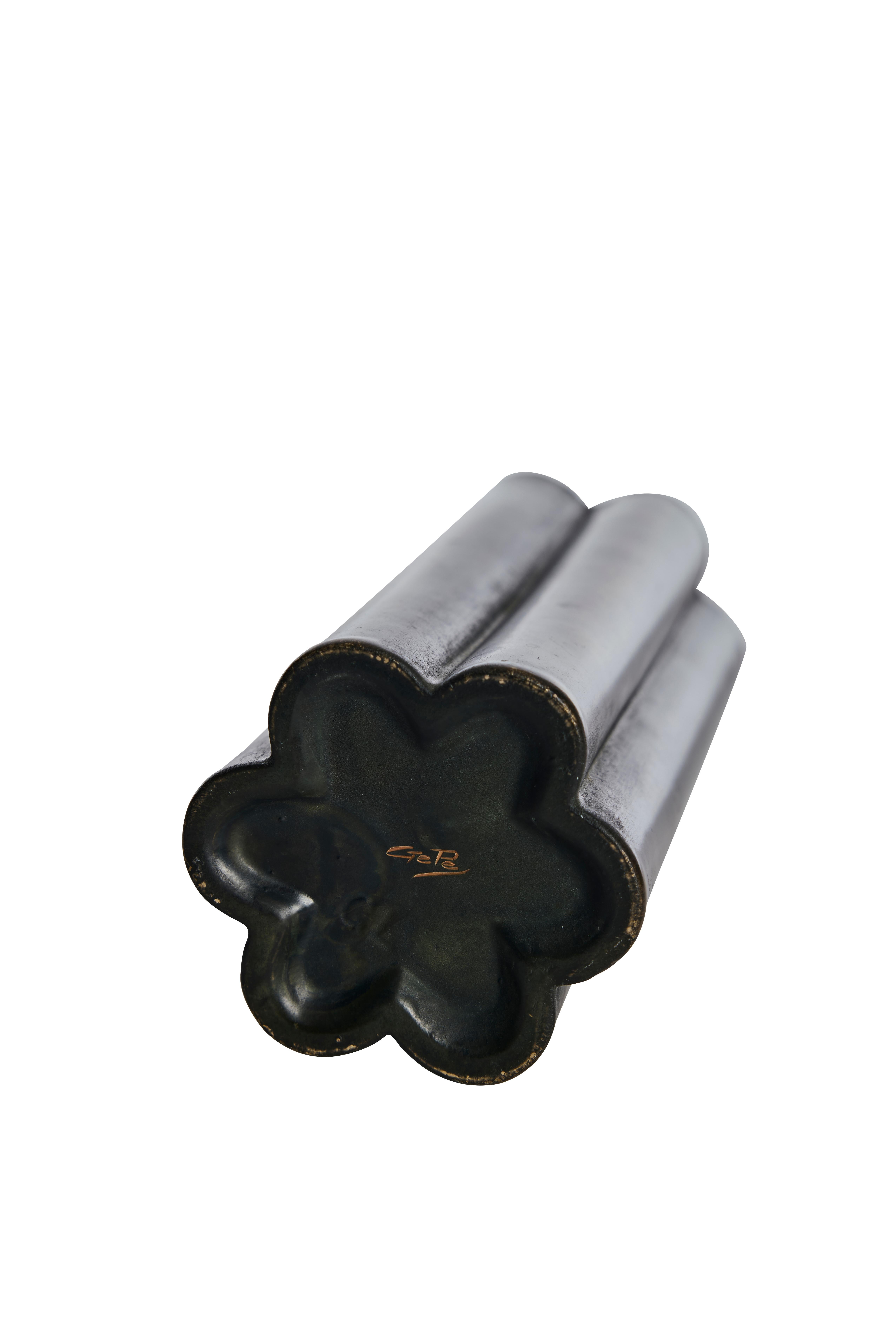 Art Déco Vaso in ceramica svedese con smalto di bronzo di GePe, anni '30 in vendita