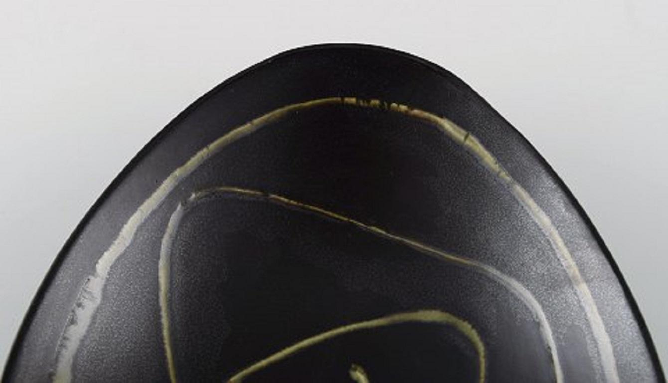Scandinavian Modern Swedish Ceramicist, Bowl in Black Glazed Ceramics with Abstract Motif For Sale