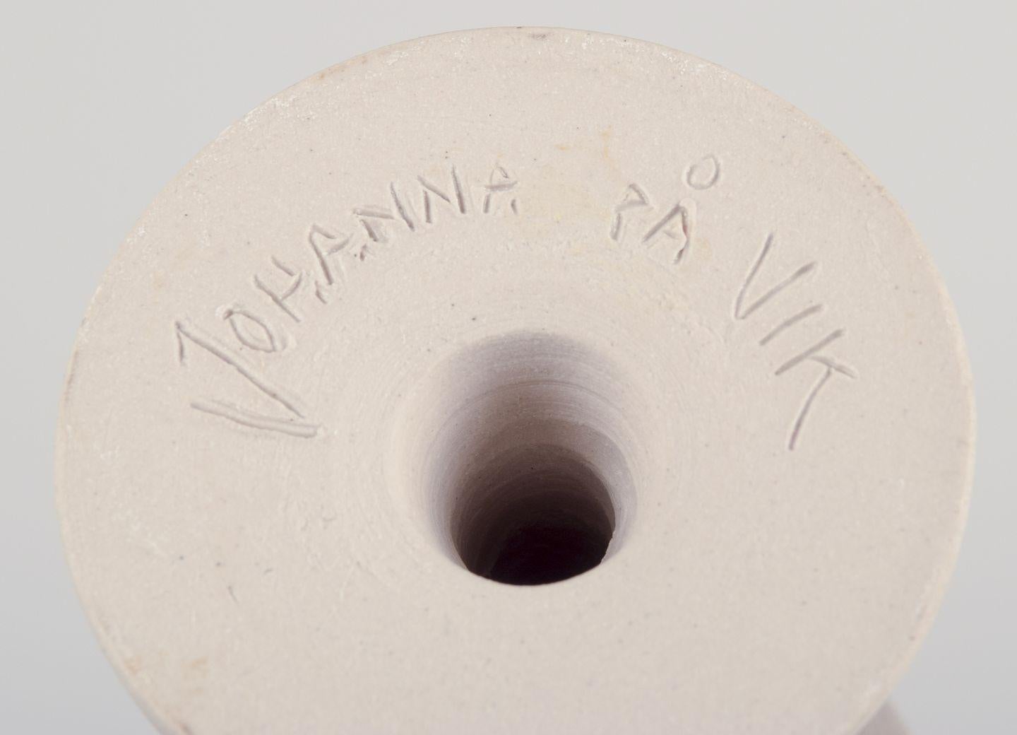 Schwedischer Keramiker. Keramikbecher mit Glasur in hellen Tönen. Spätes 20. Jh. im Angebot 1